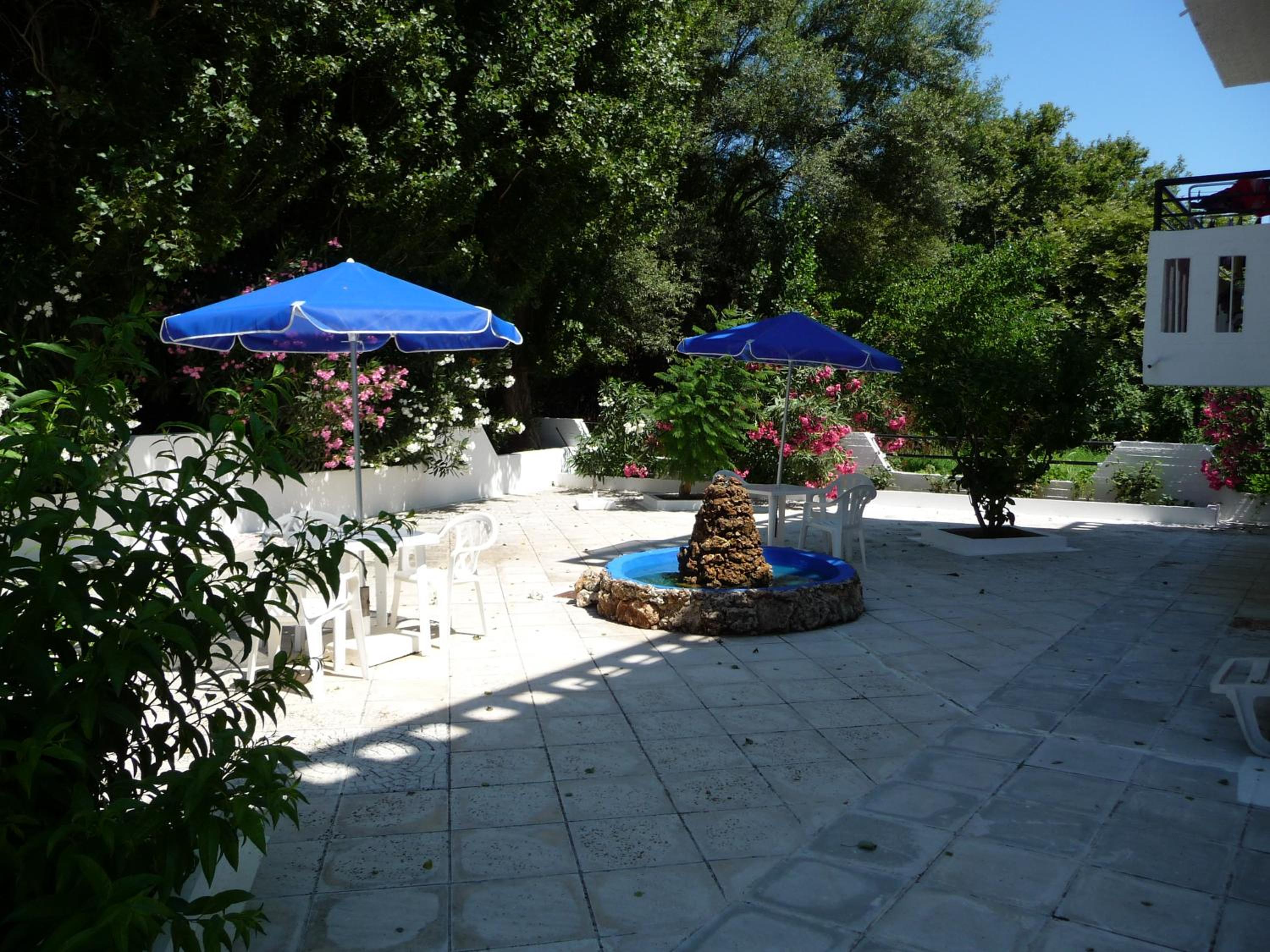 Zourpos Studios & Apartments photo 5
