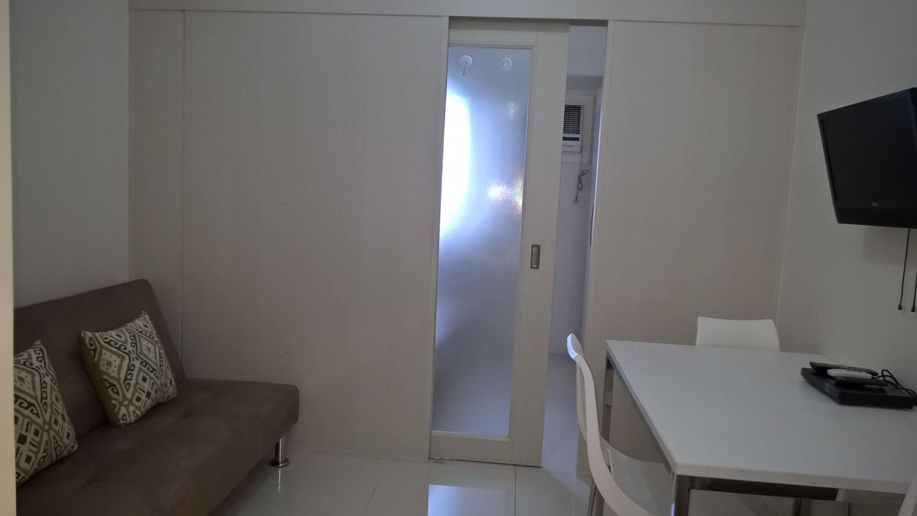 Studio Deluxe Apartment in Princeton Residences