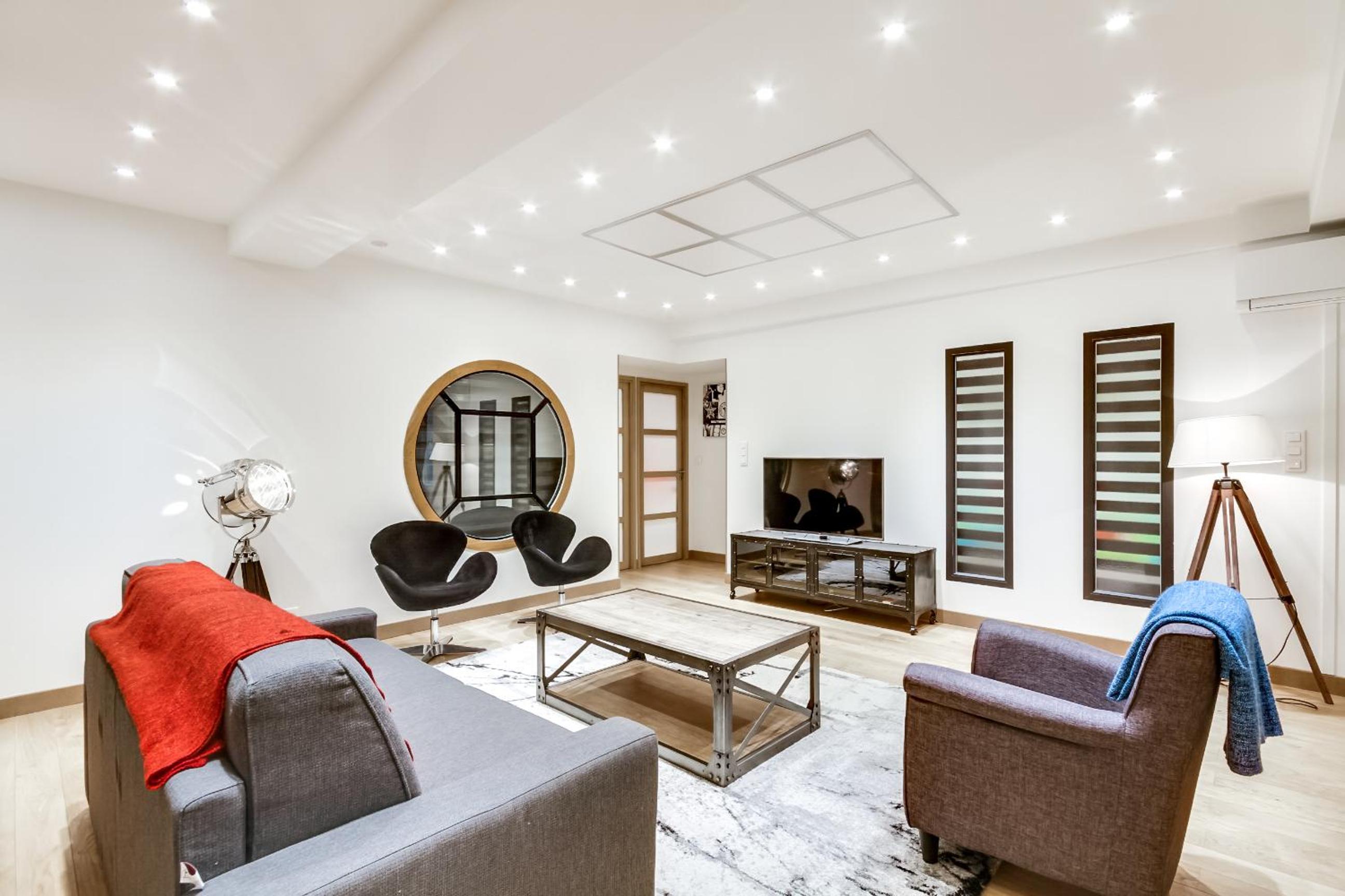Just Renovated 138m2 On The Seine