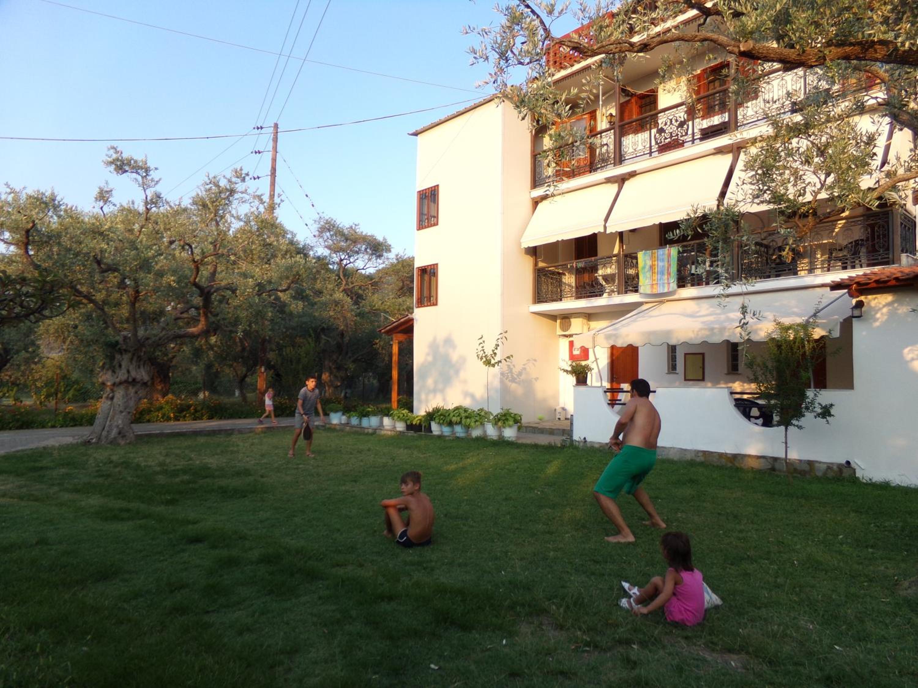 Photo 103