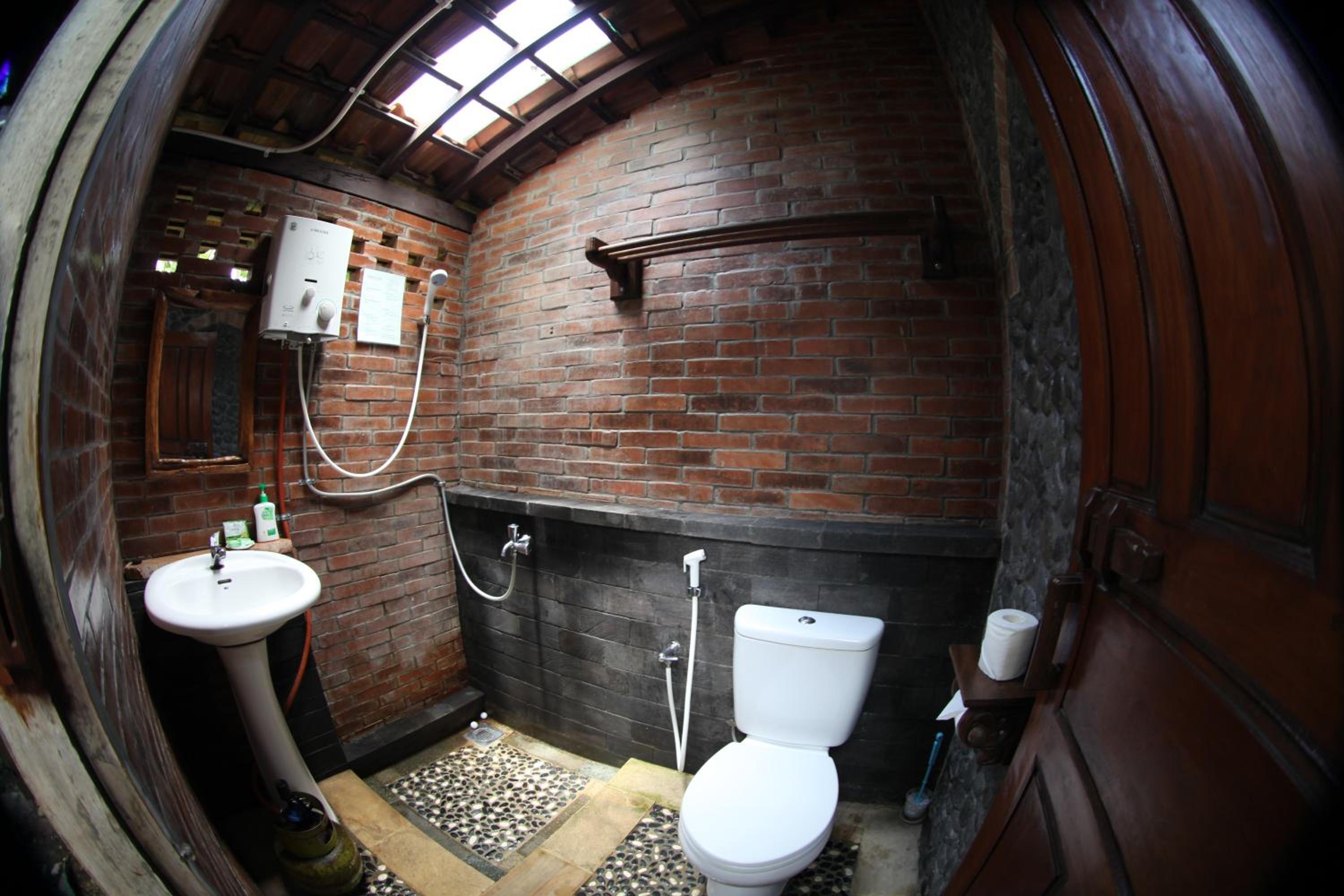 Omah Garengpoeng Guest House view 2