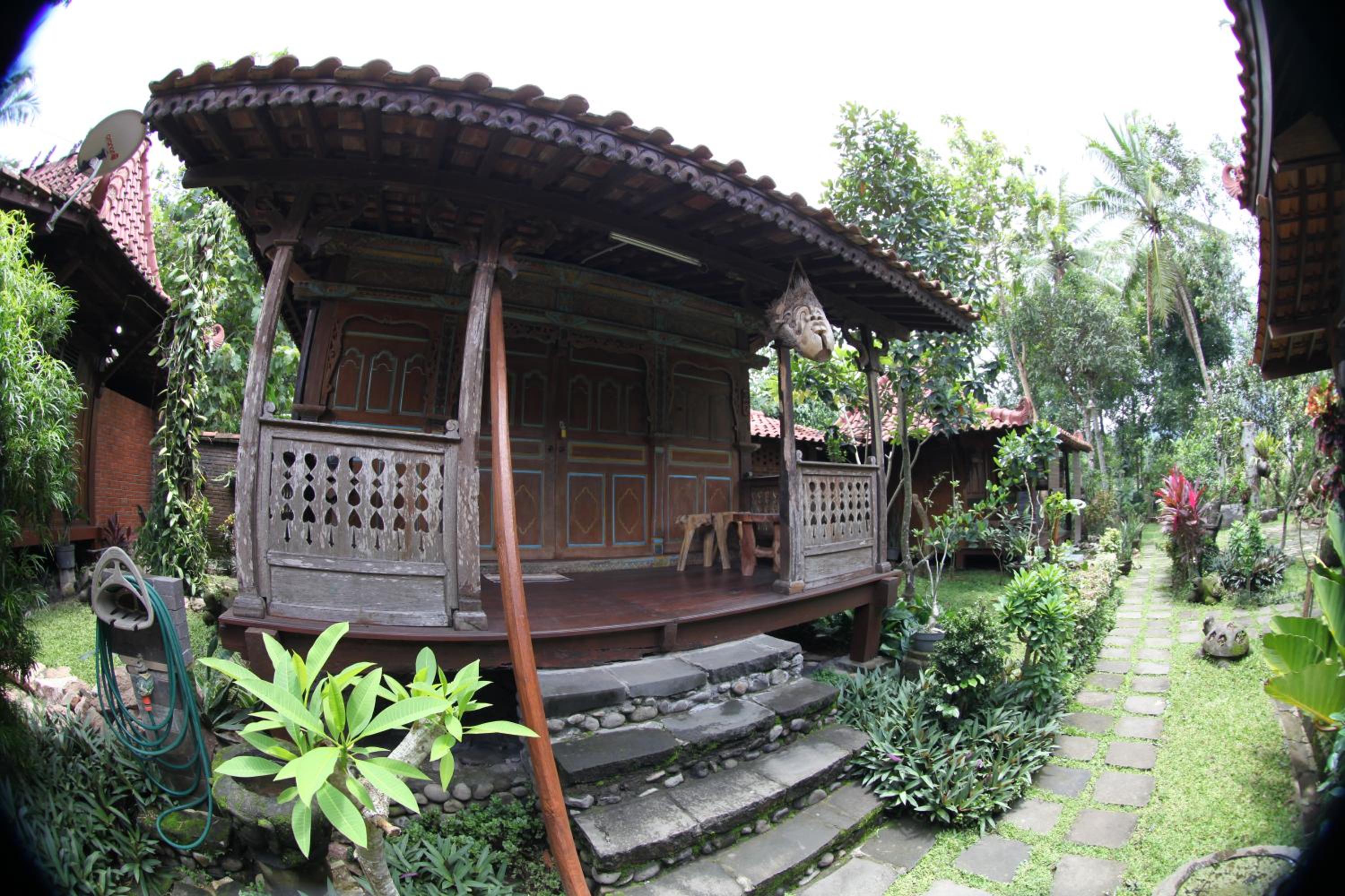 Omah Garengpoeng Guest House