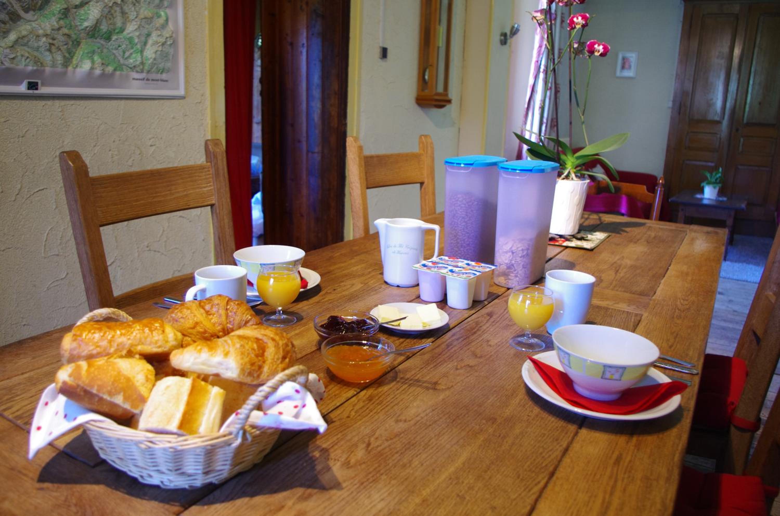 Gîte Mont Joly view 3