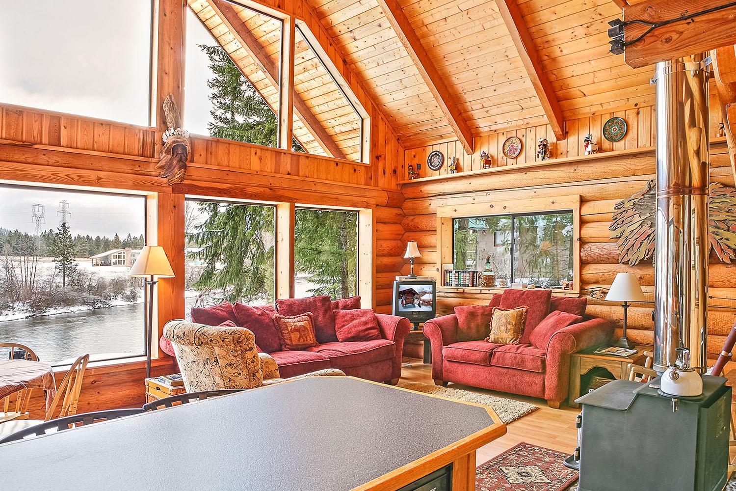 Hotel Marie's Cabin - Image 1