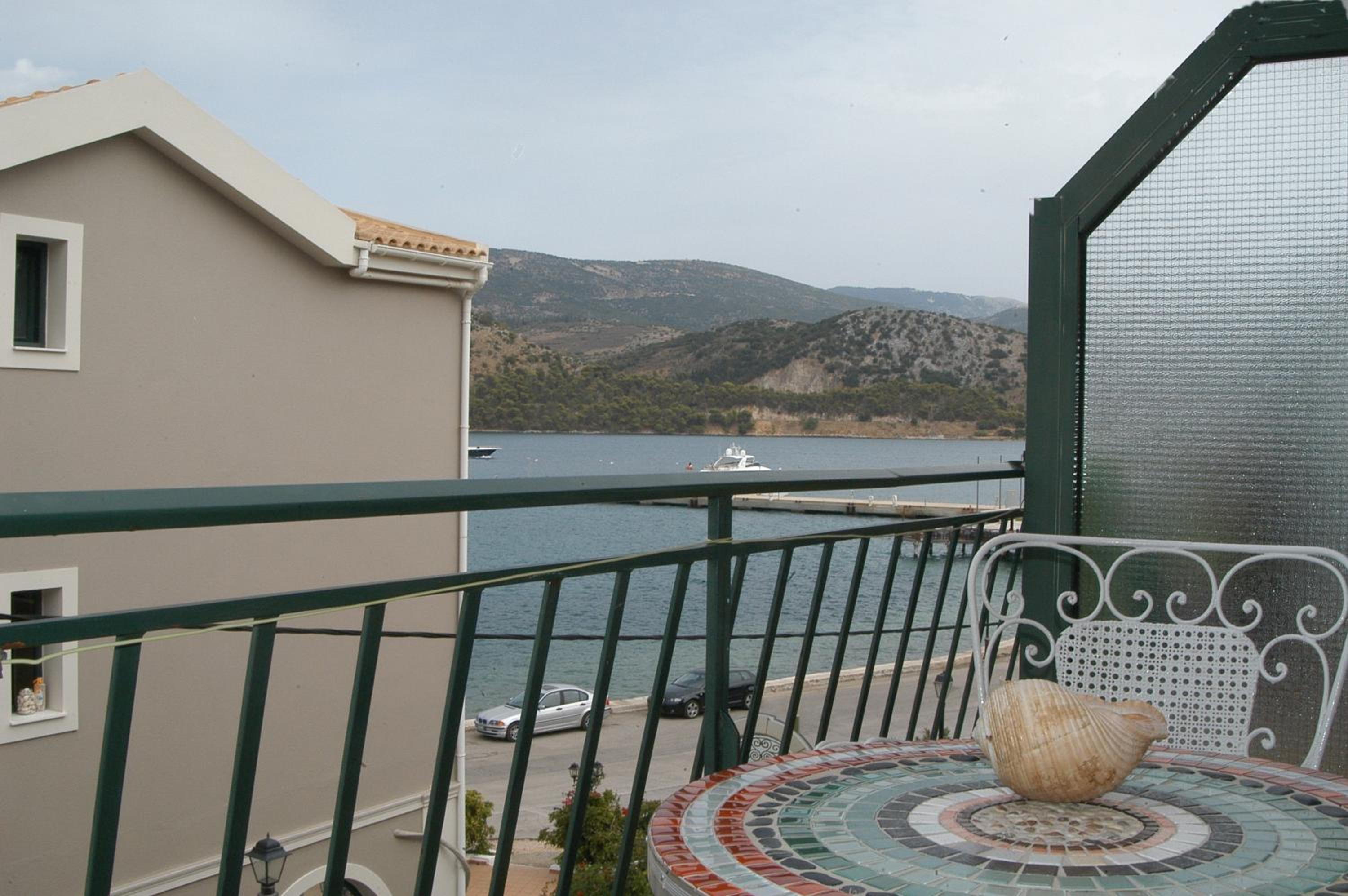 Marina rooms