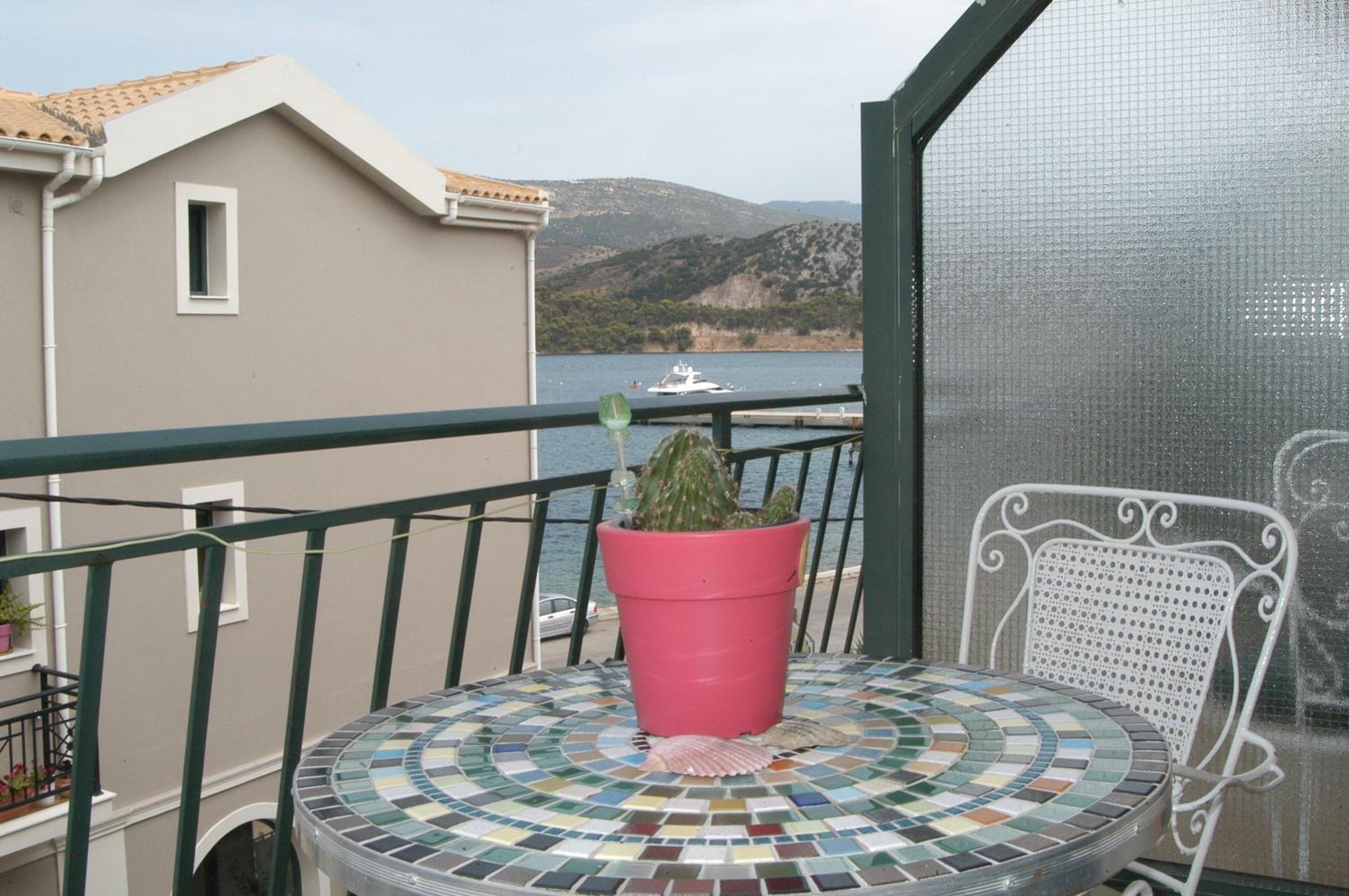 Marina rooms