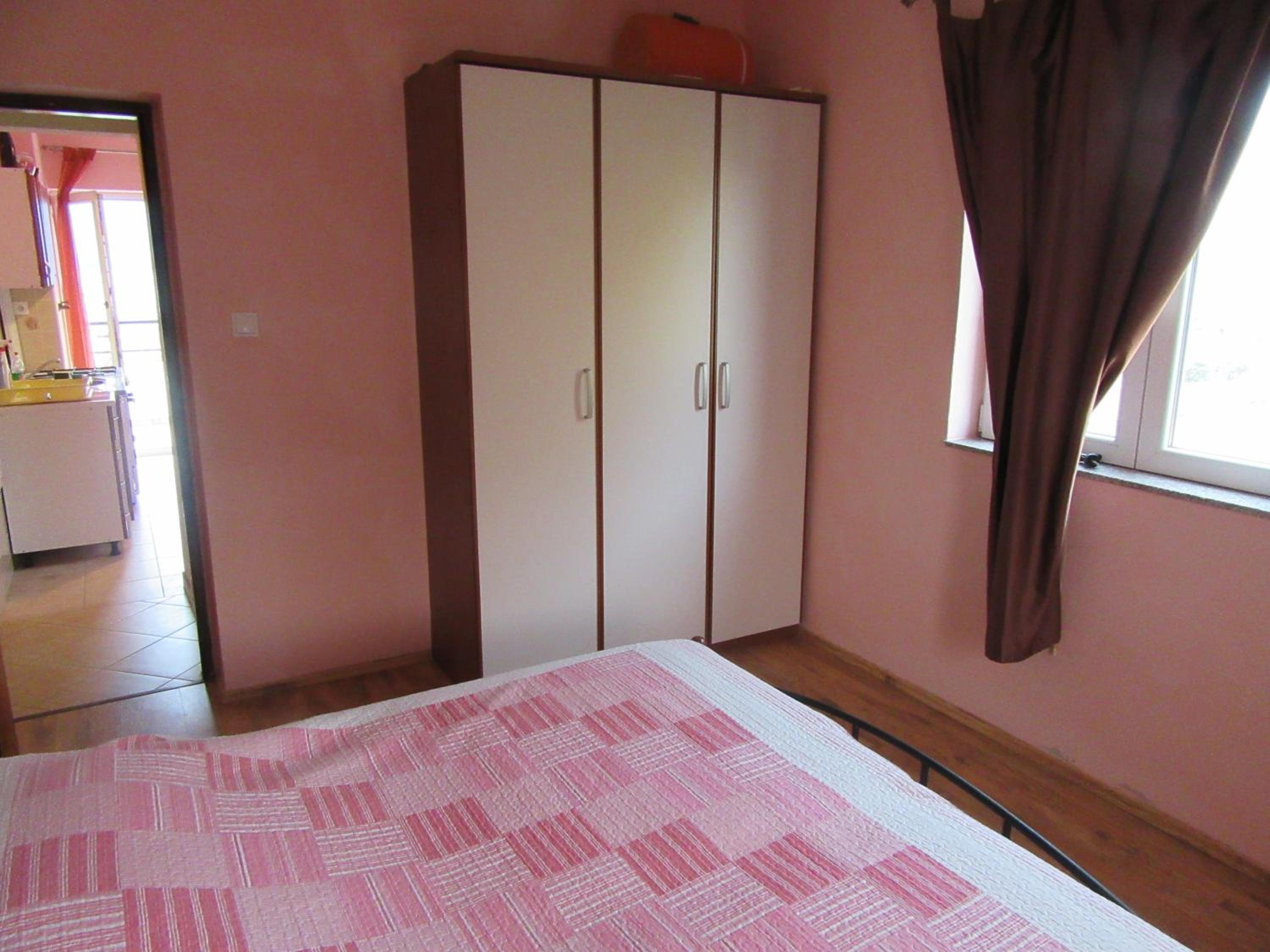 Photo 51