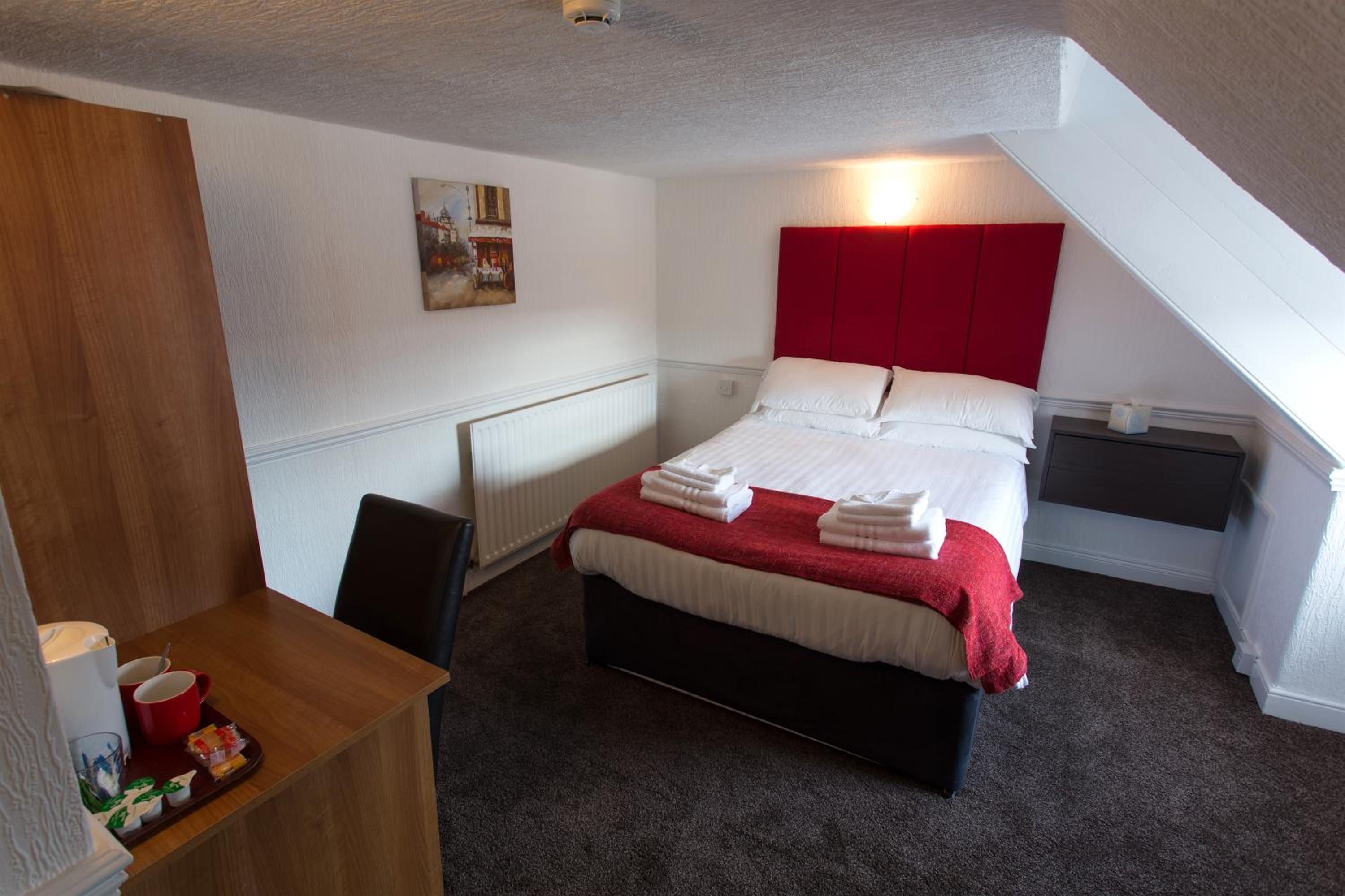 Hartlepool Vacations - Trinity Guest House - Property Image 5