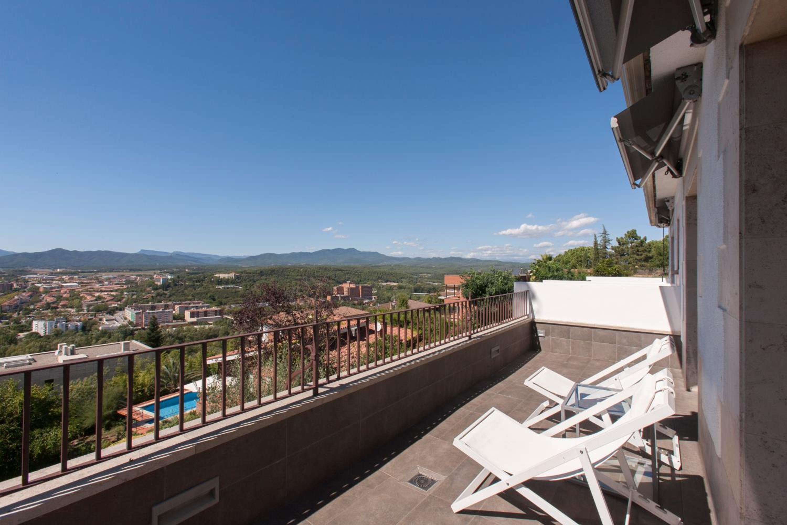 Montjuic Boutique Bed & Breakfast Girona