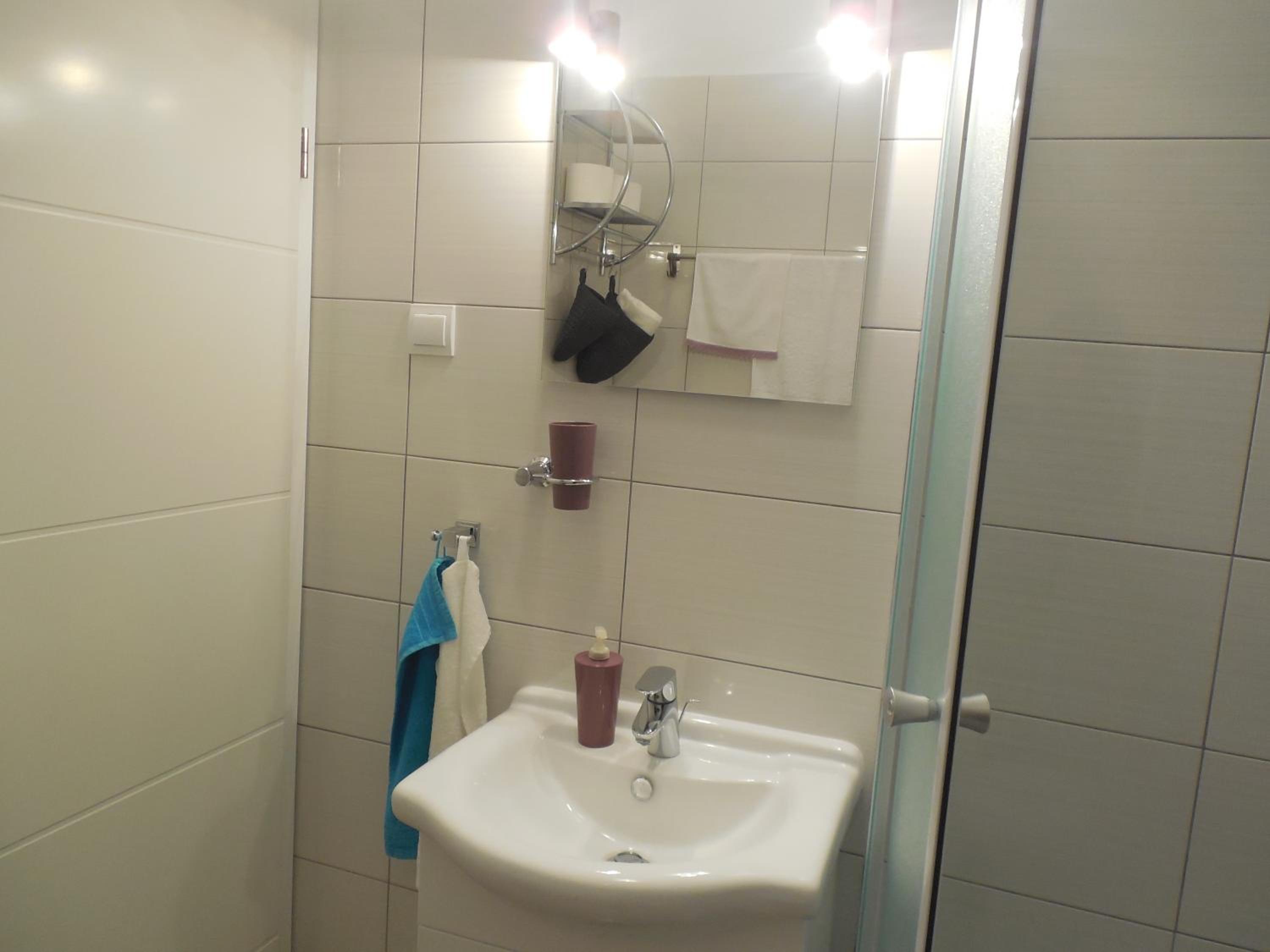 Photo 37