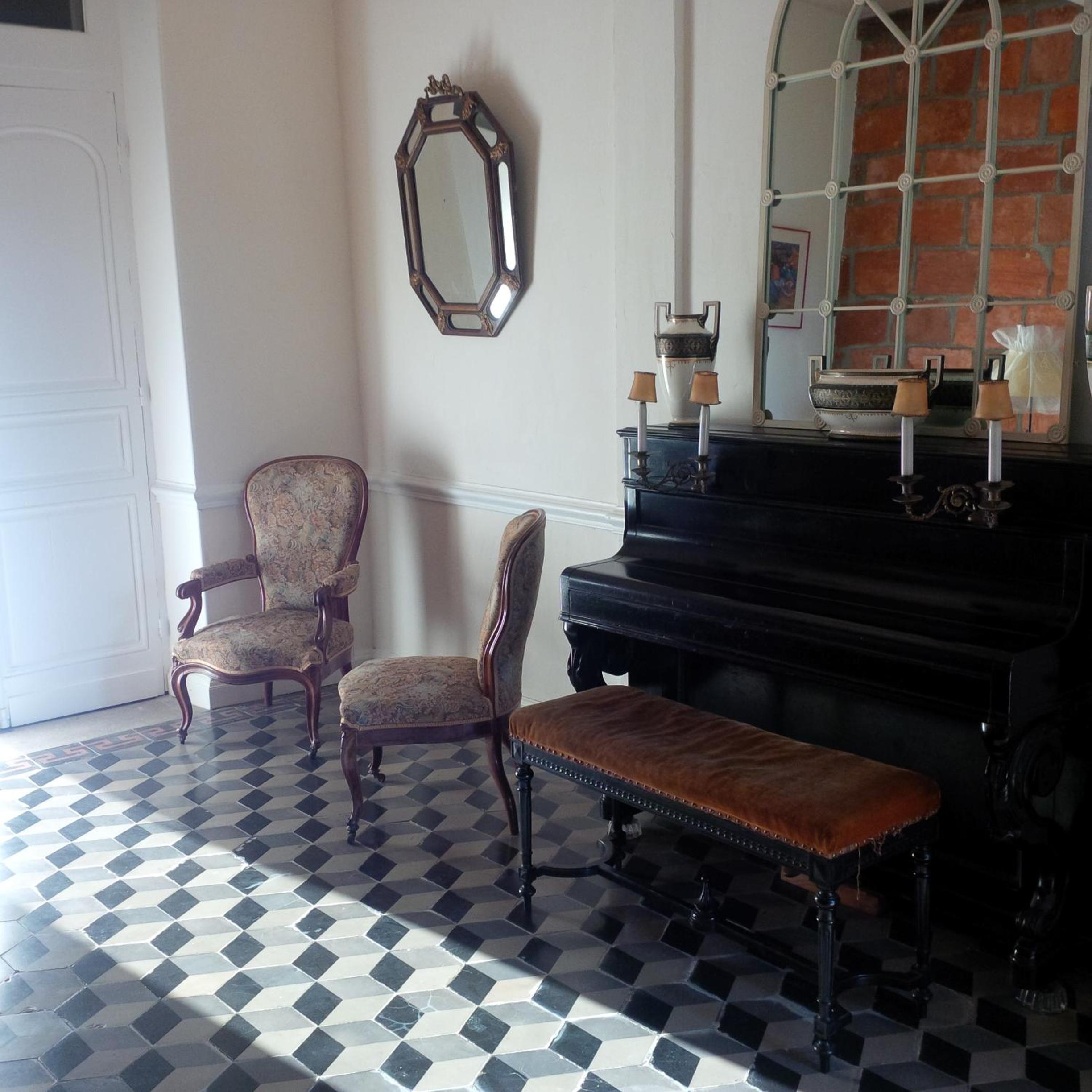 Photo 46