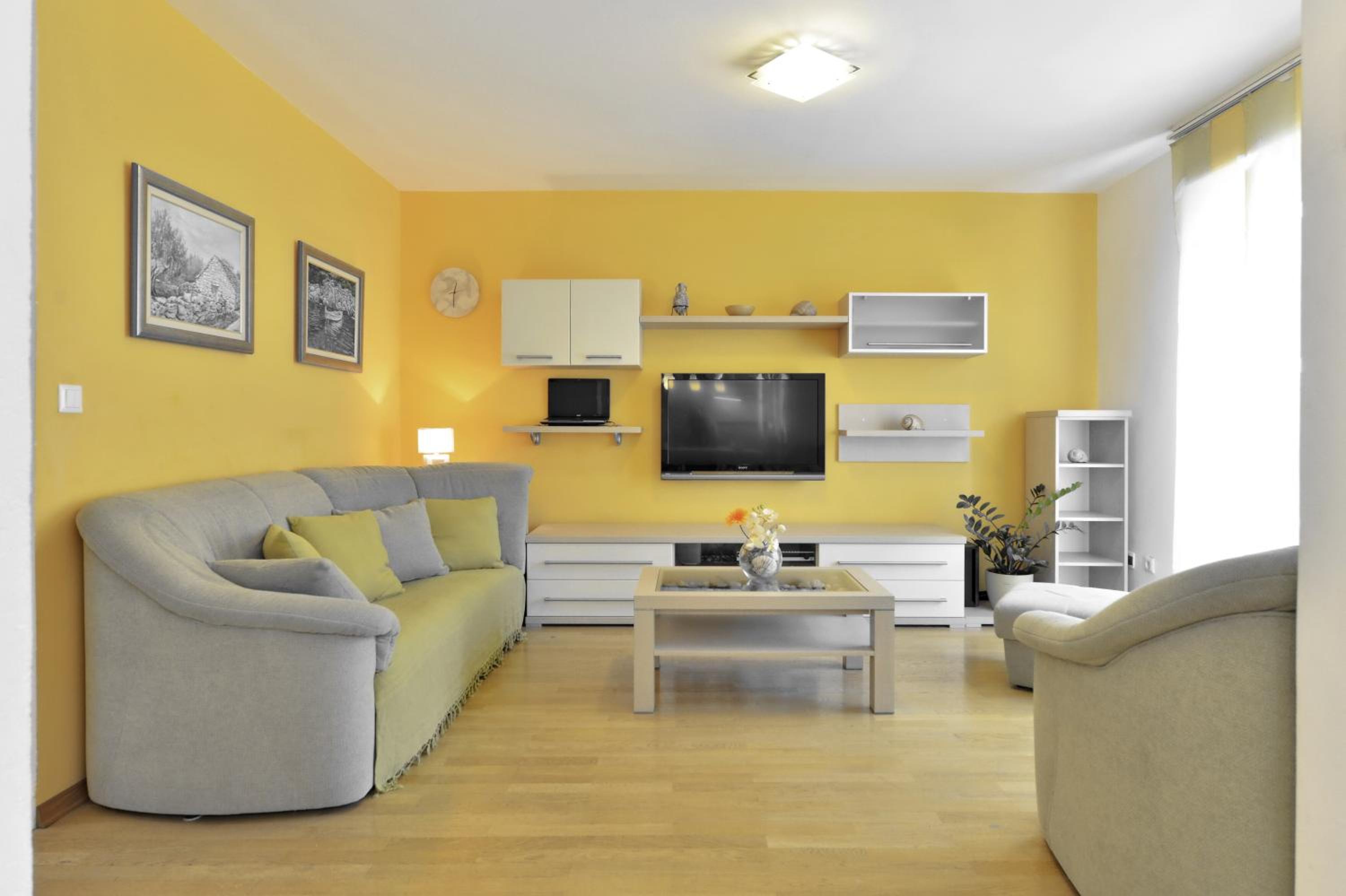 Cozy beach apartment Split photo 2