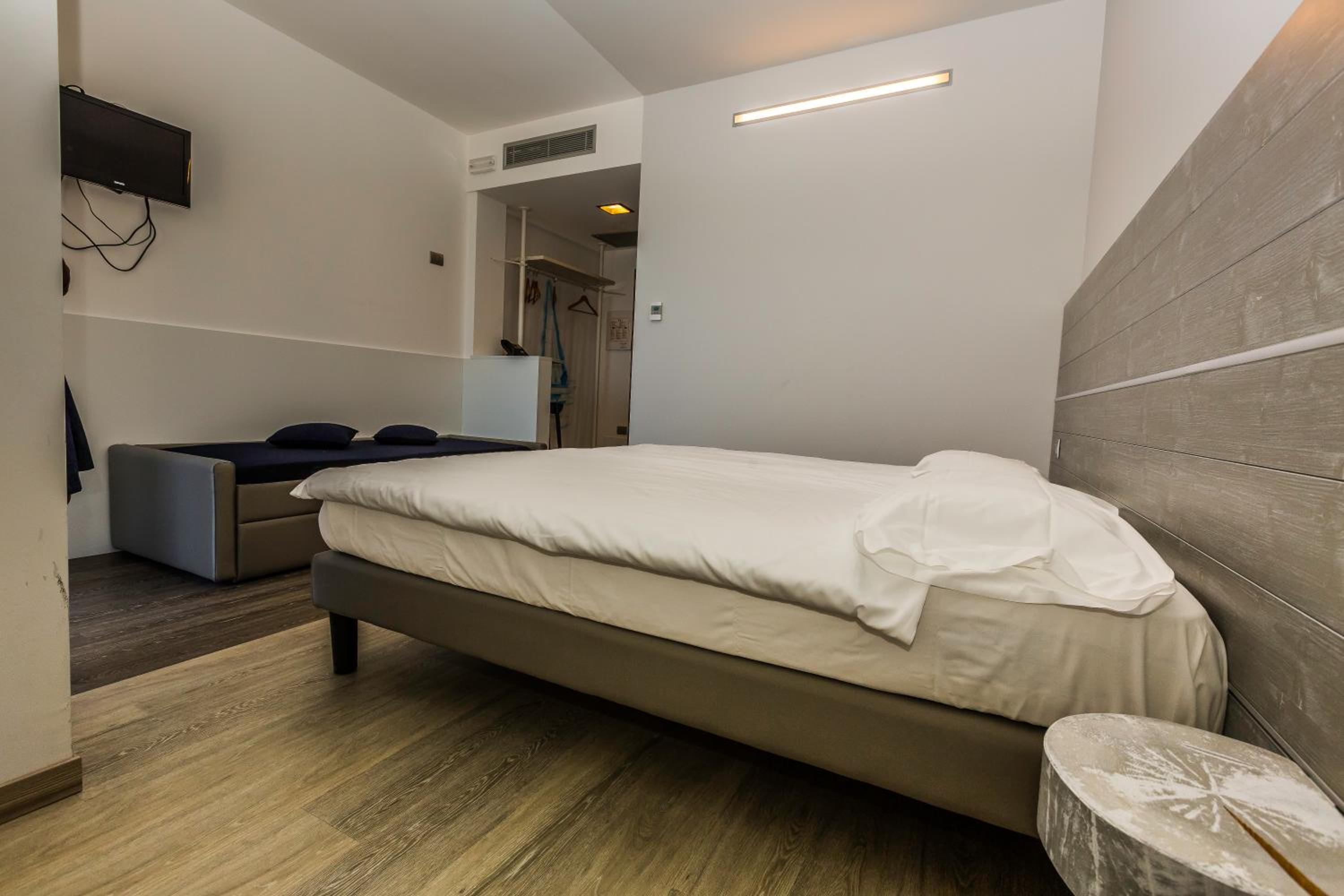 Campione Univela Hostel