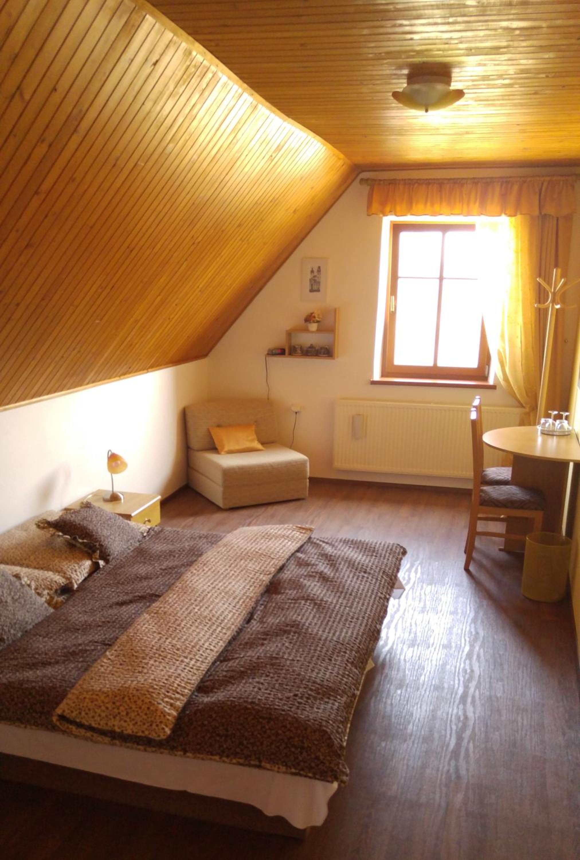 B&B Nika