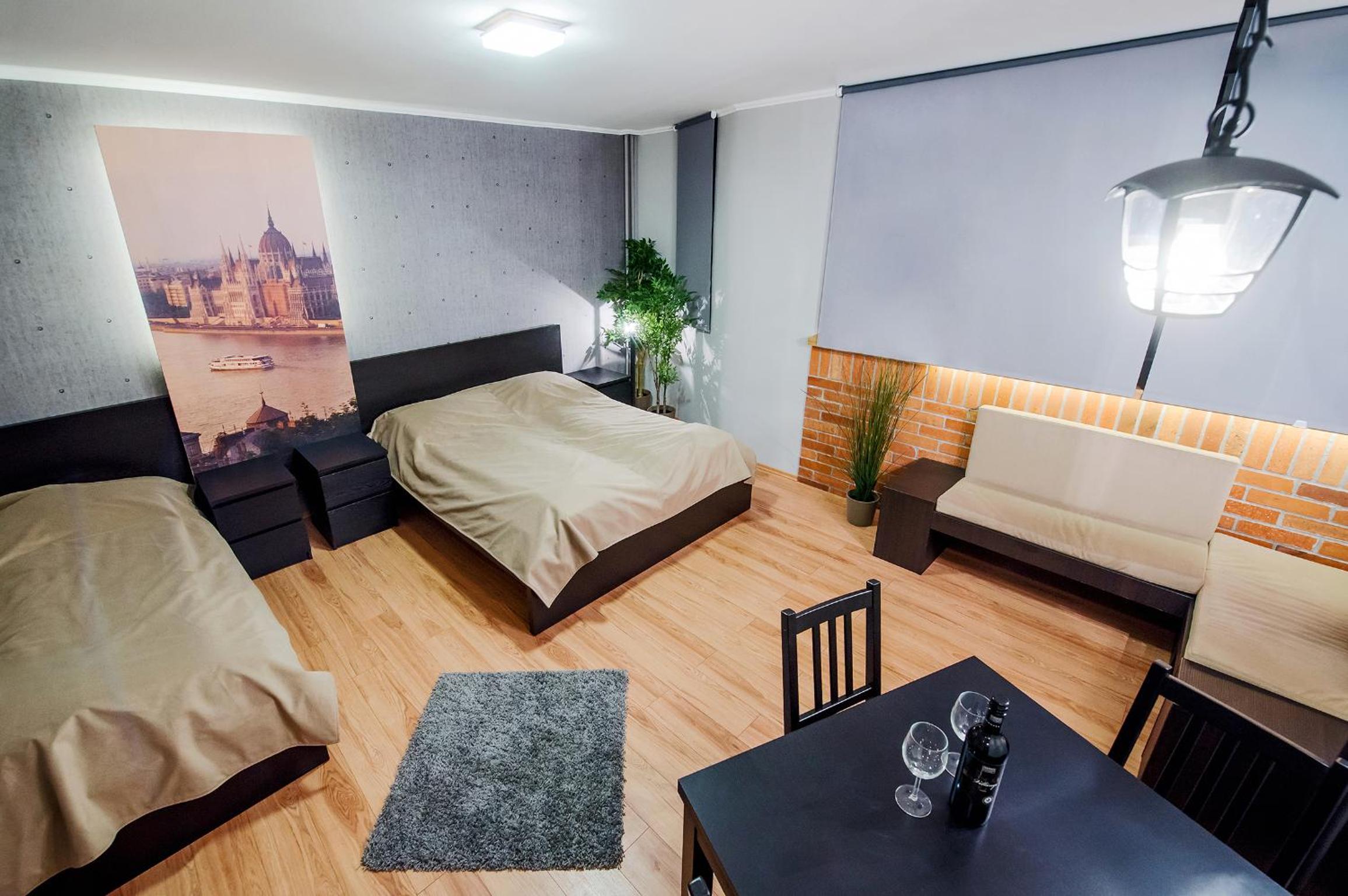 FREE PARKING, AC, WIFI apartment in the center