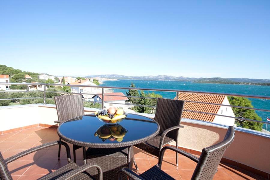 Apartments Villa Leona view 3