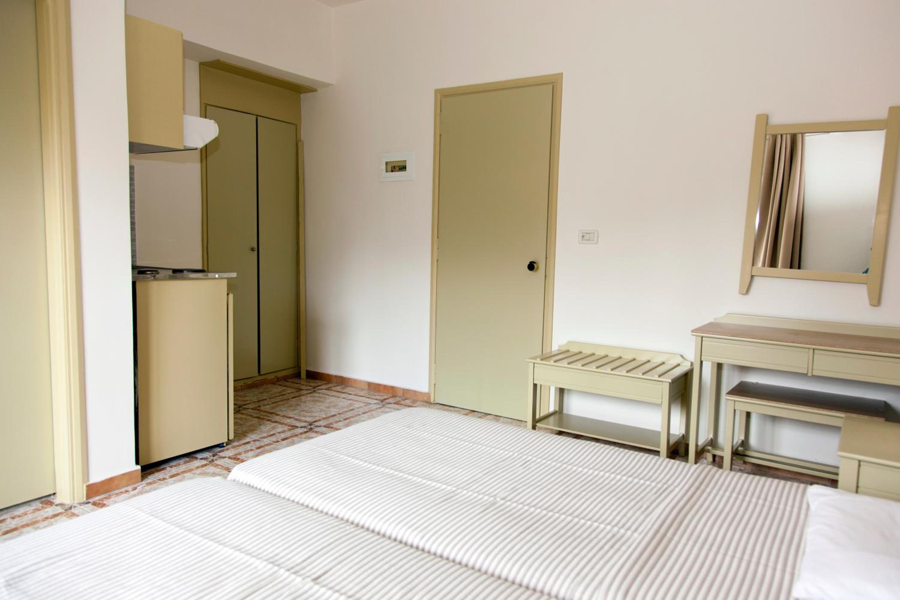 Mithos Apartments