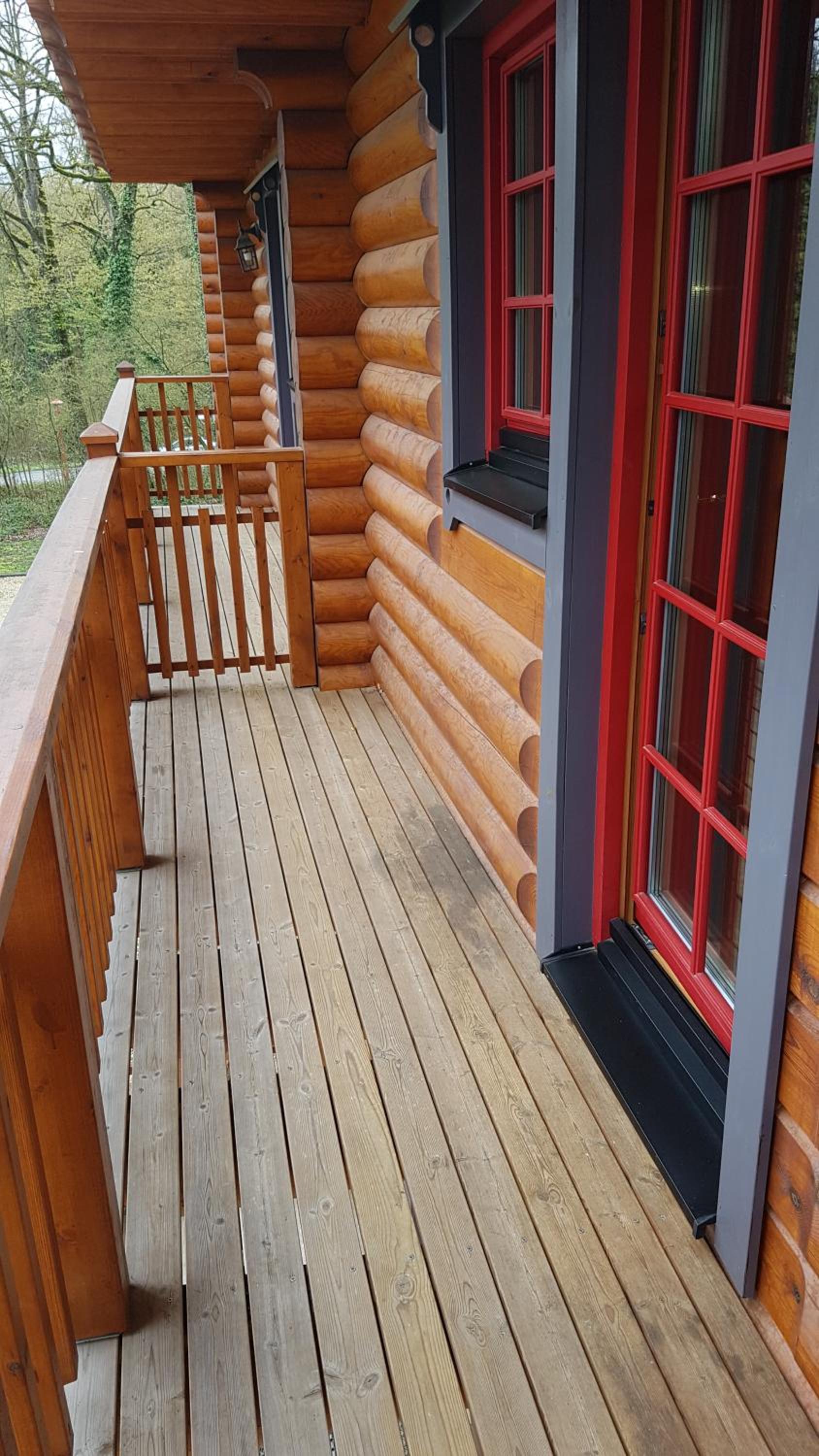 Balcony & Terrace
