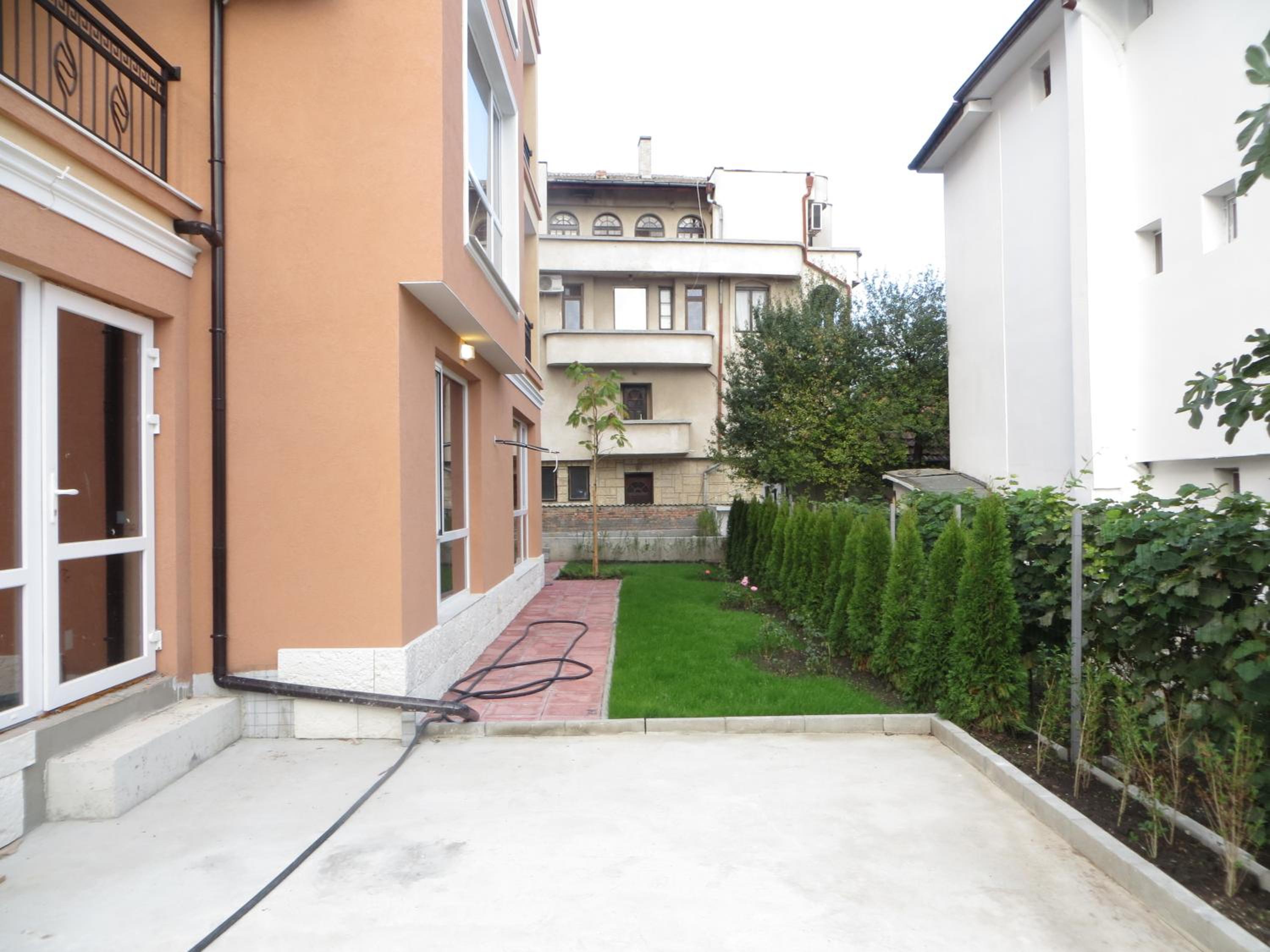 Emona Apartment