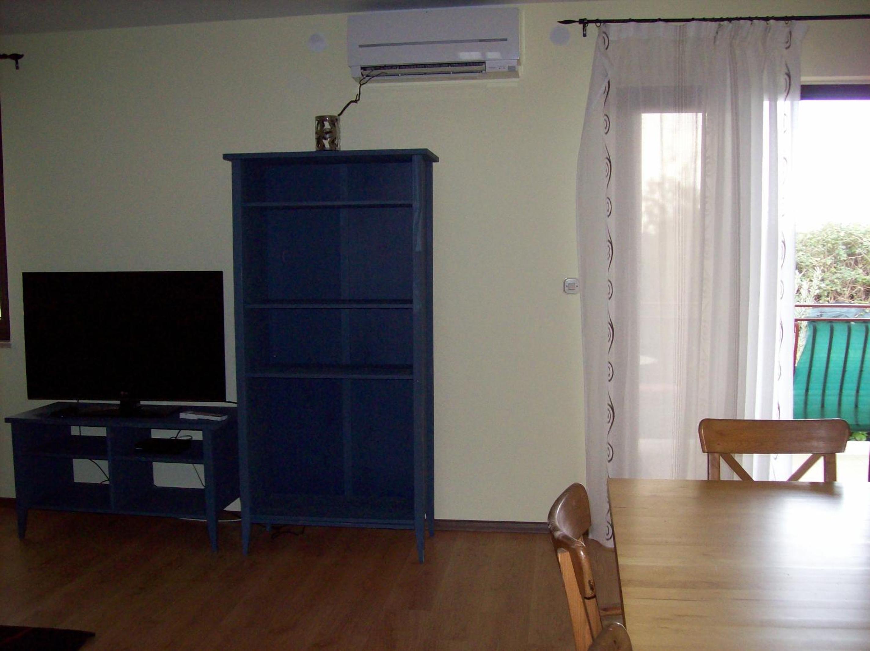 Photo 33
