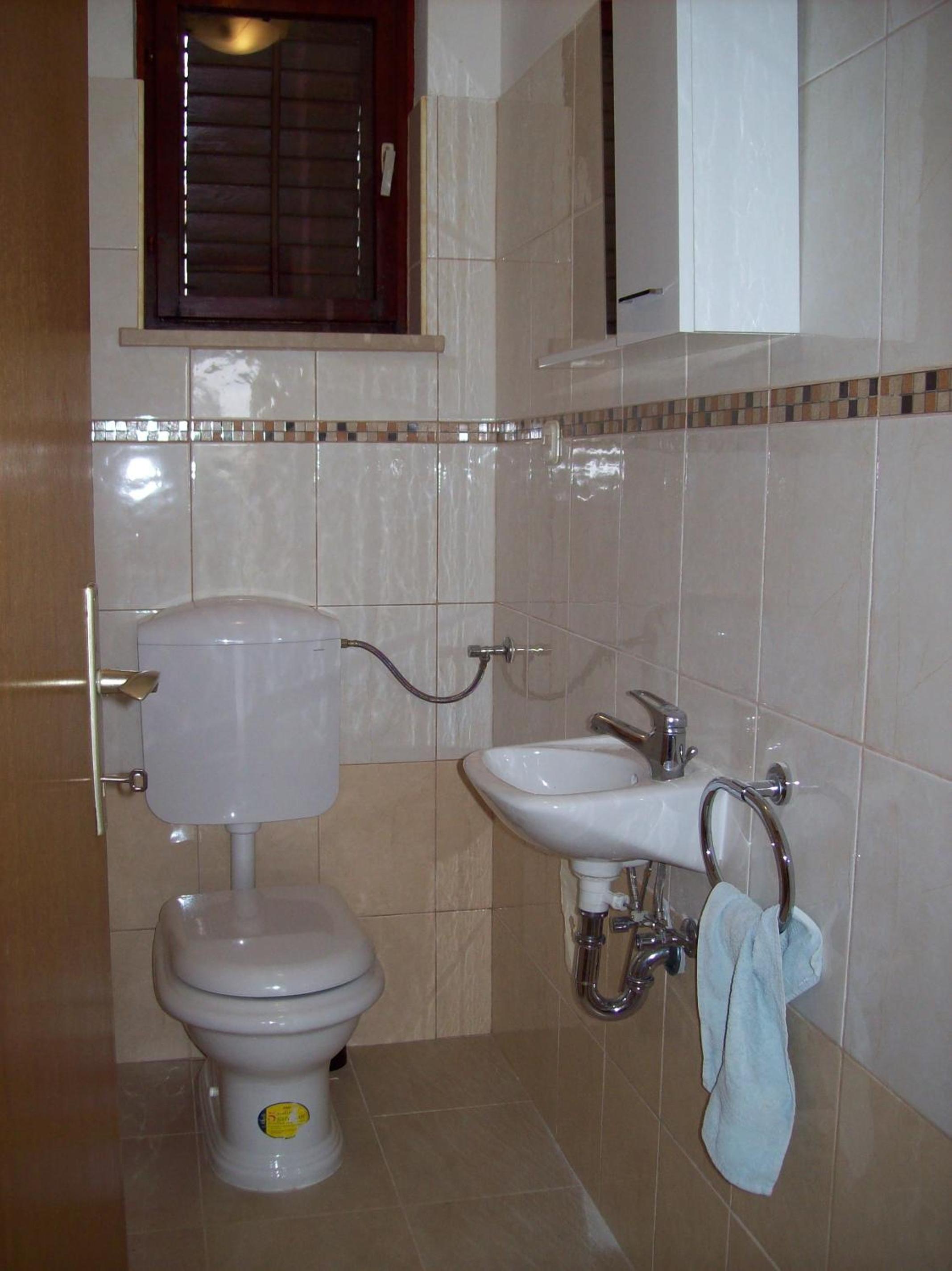 Apartment Monfiorenzo 11 view 3