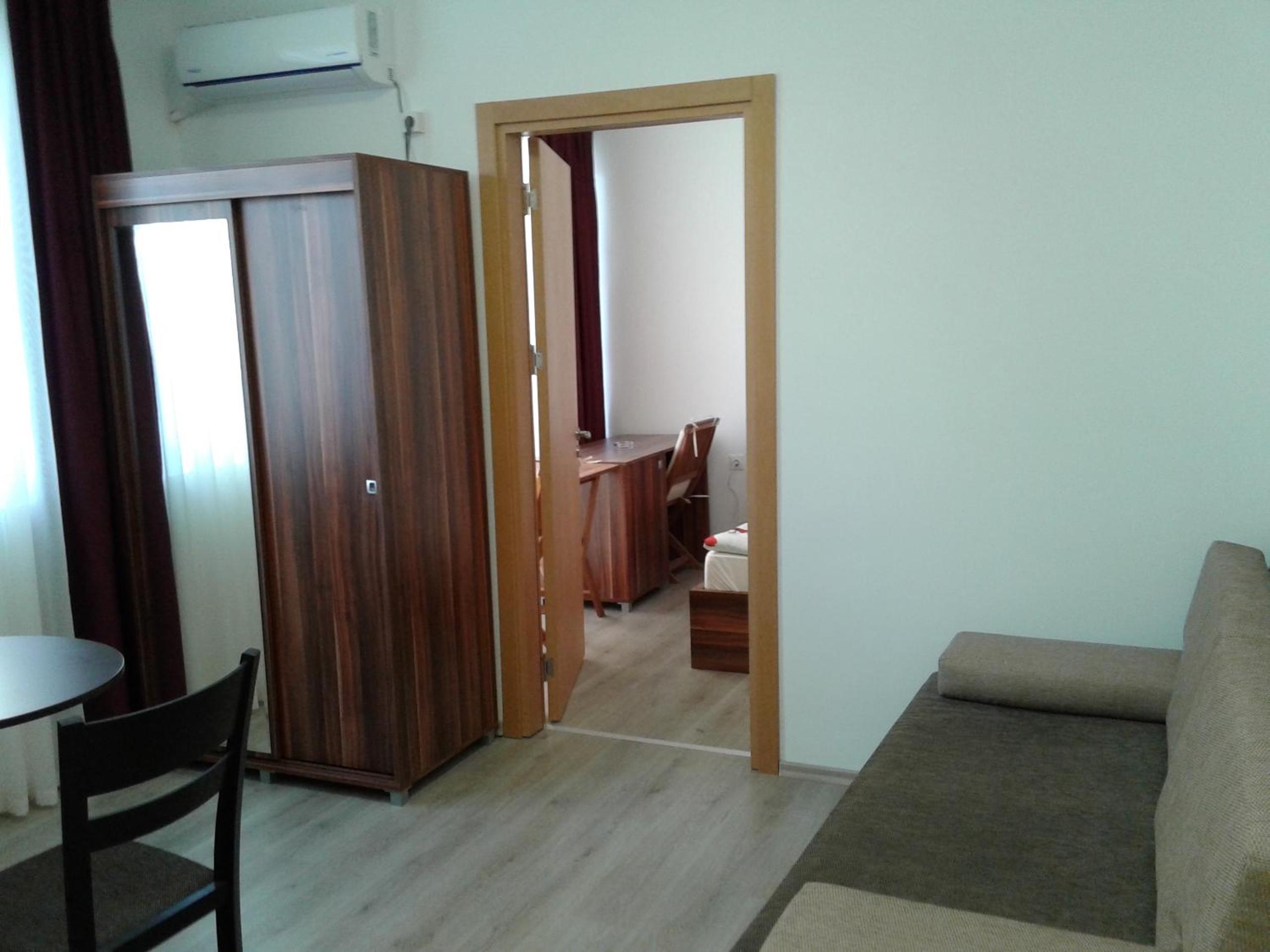 Photo 29