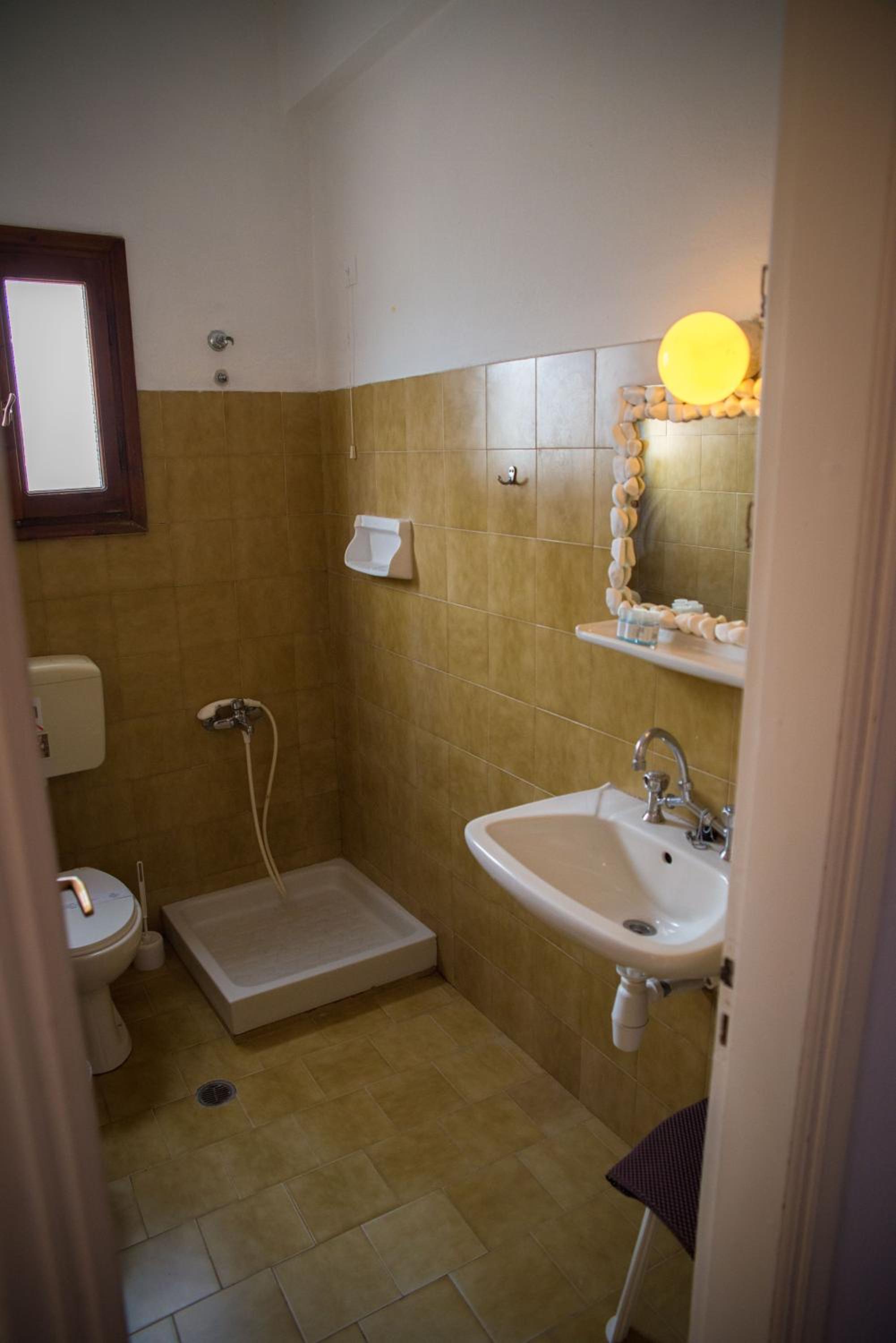 Arriba Apartments