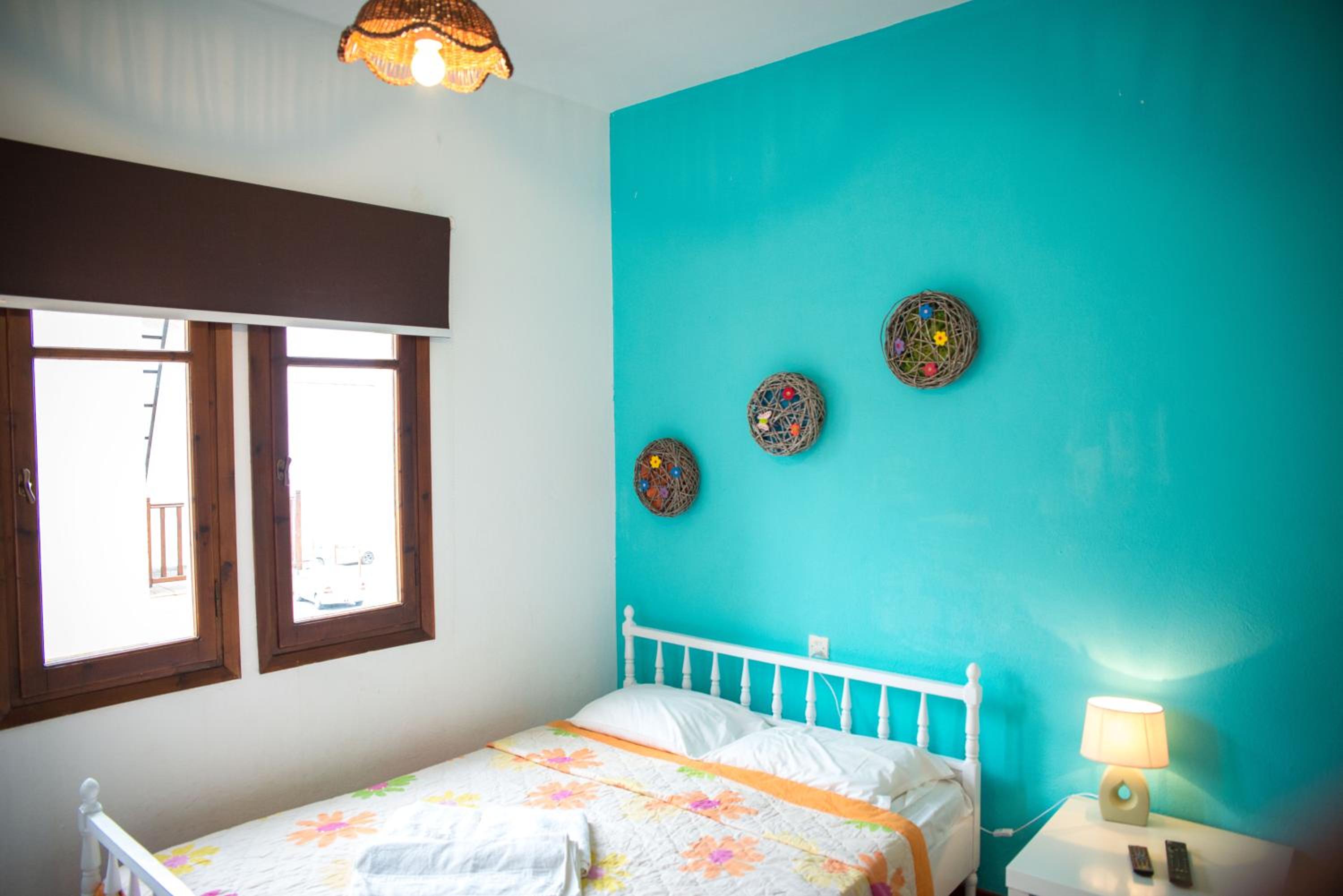 Arriba Apartments