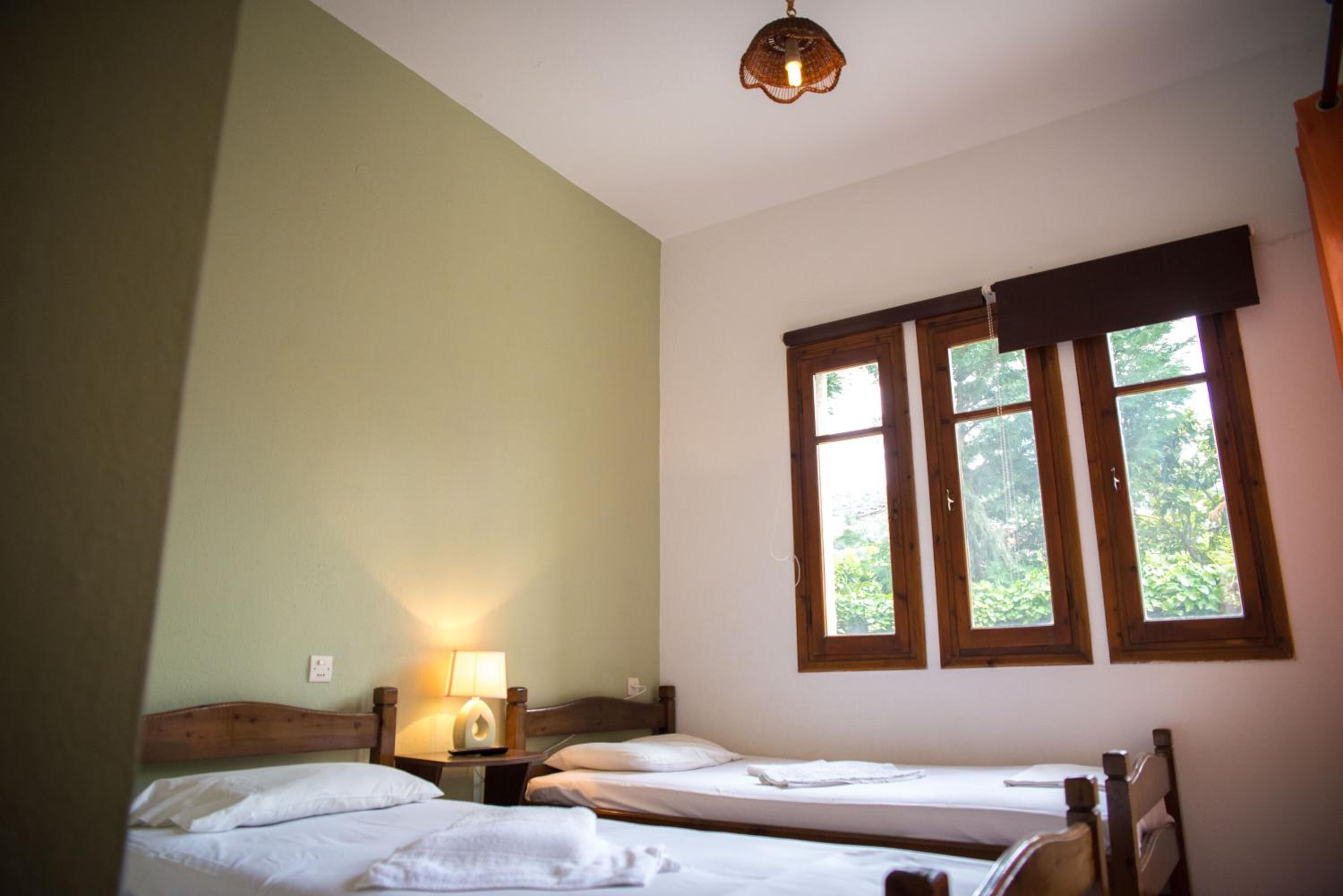 Arriba Apartments