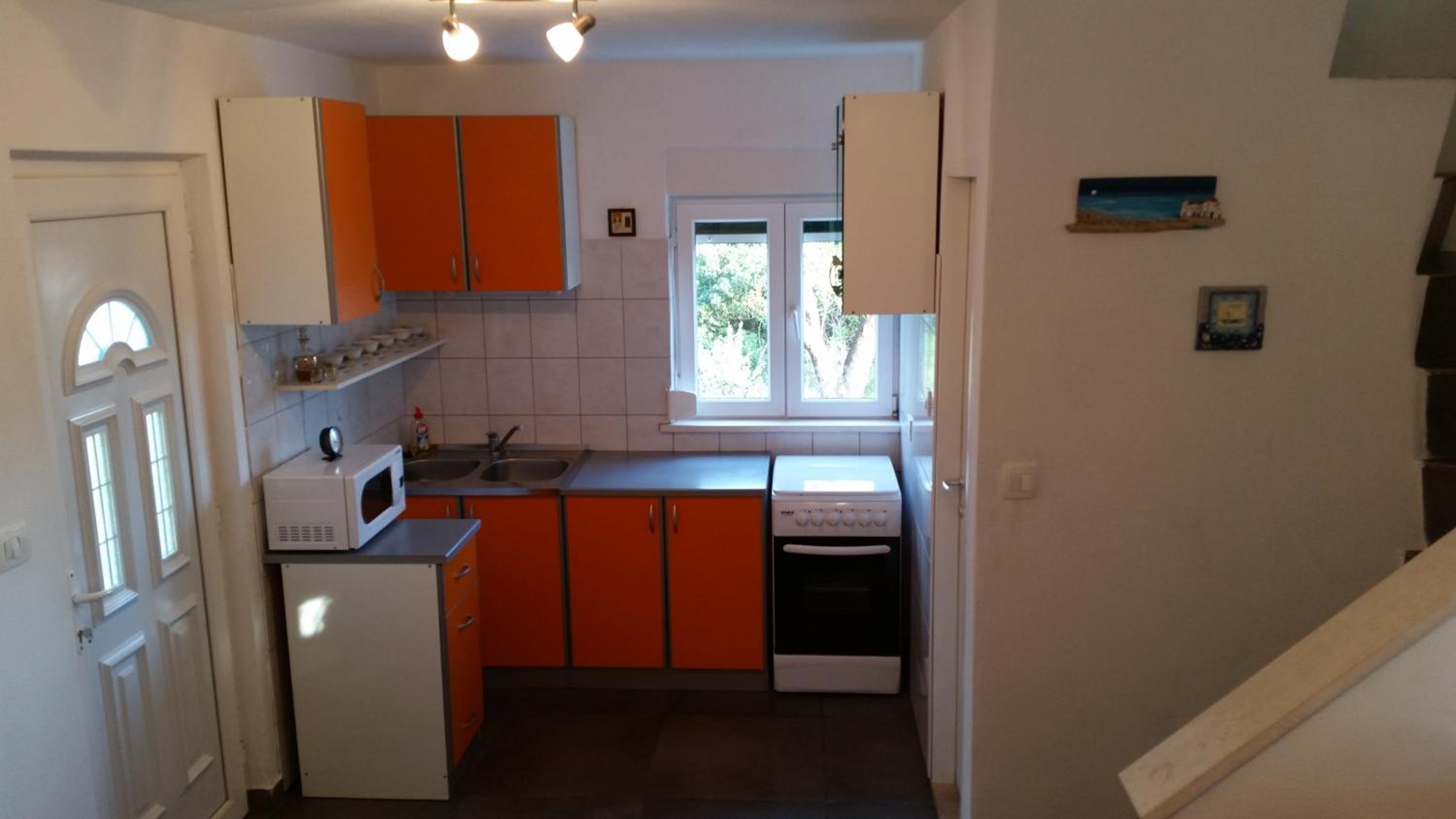 Holiday Home White House view 4