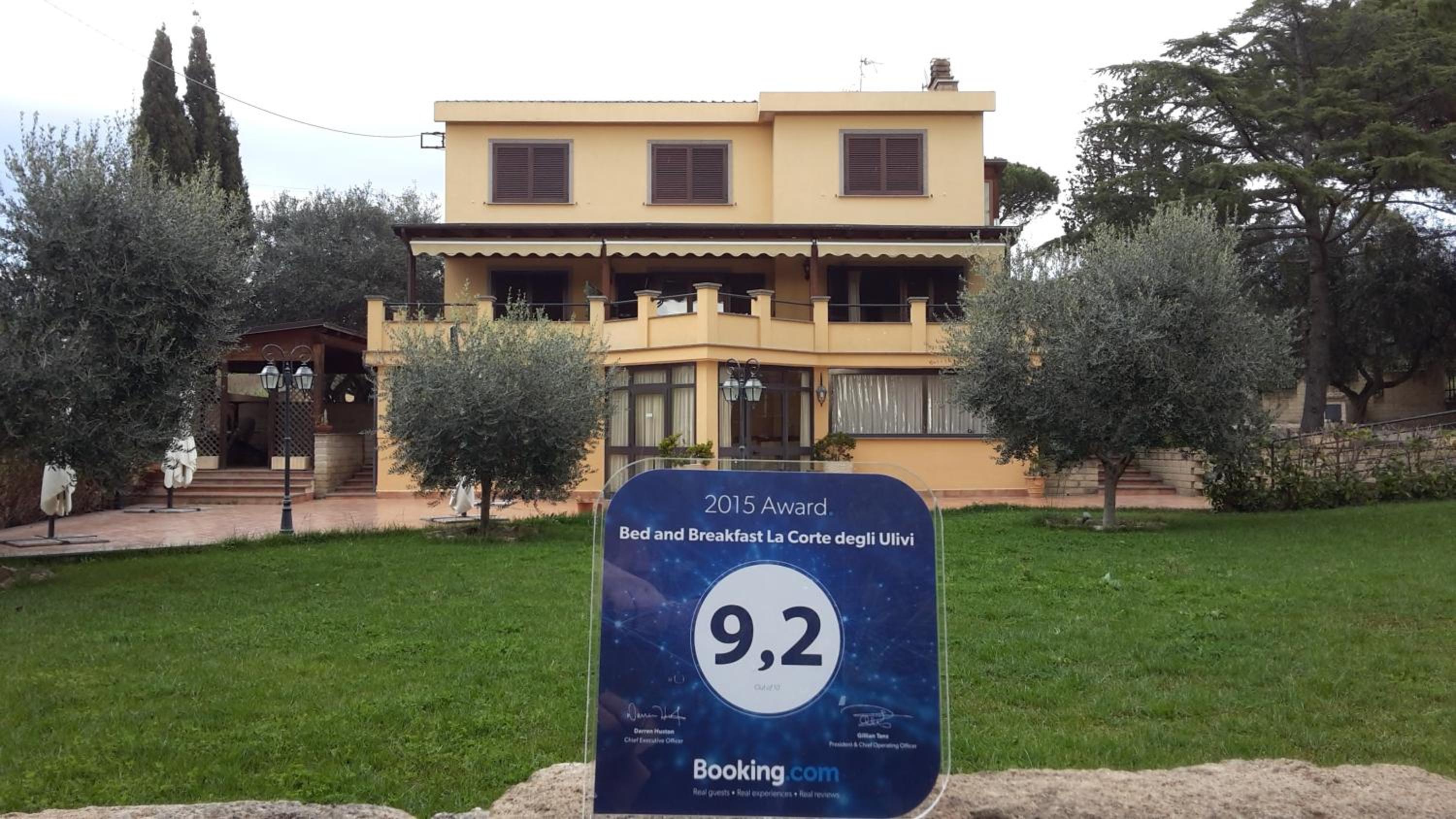 Bed and Breakfast La Corte degli Ulivi
