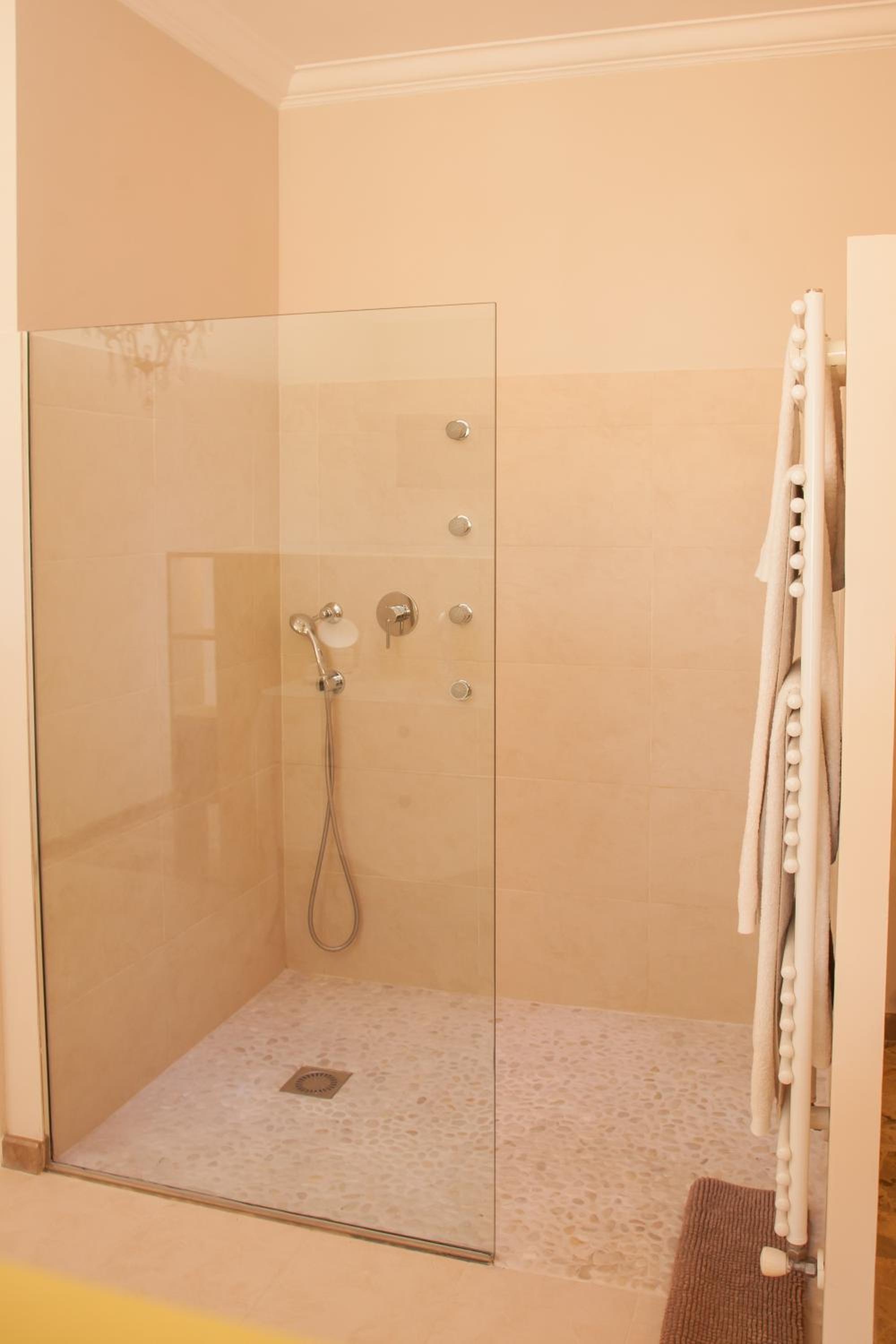 Montjuic Boutique Bed & Breakfast Girona