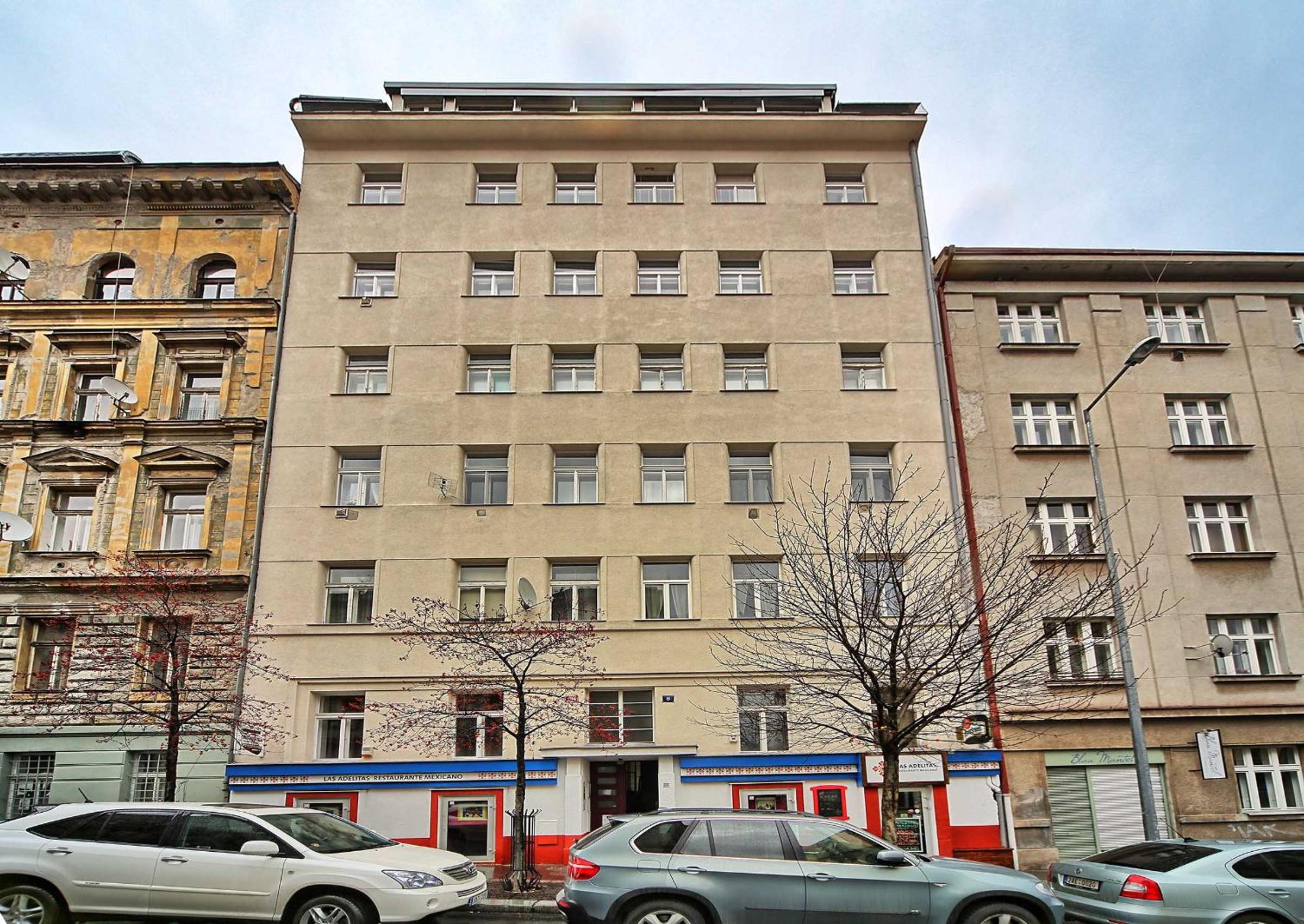 Apartment Americká 8
