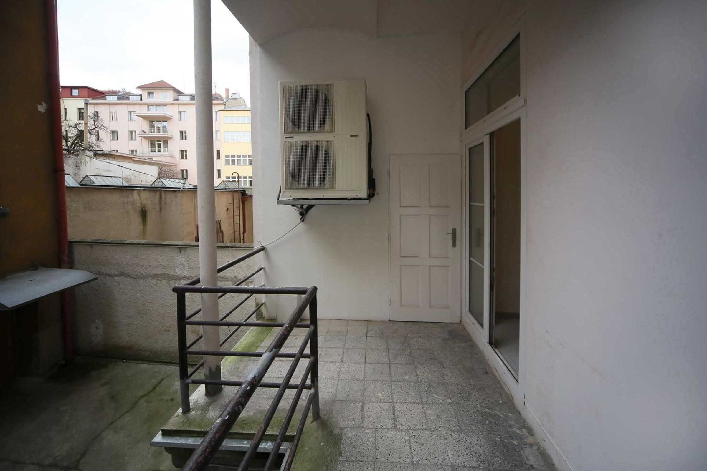 Apartment Americká 8