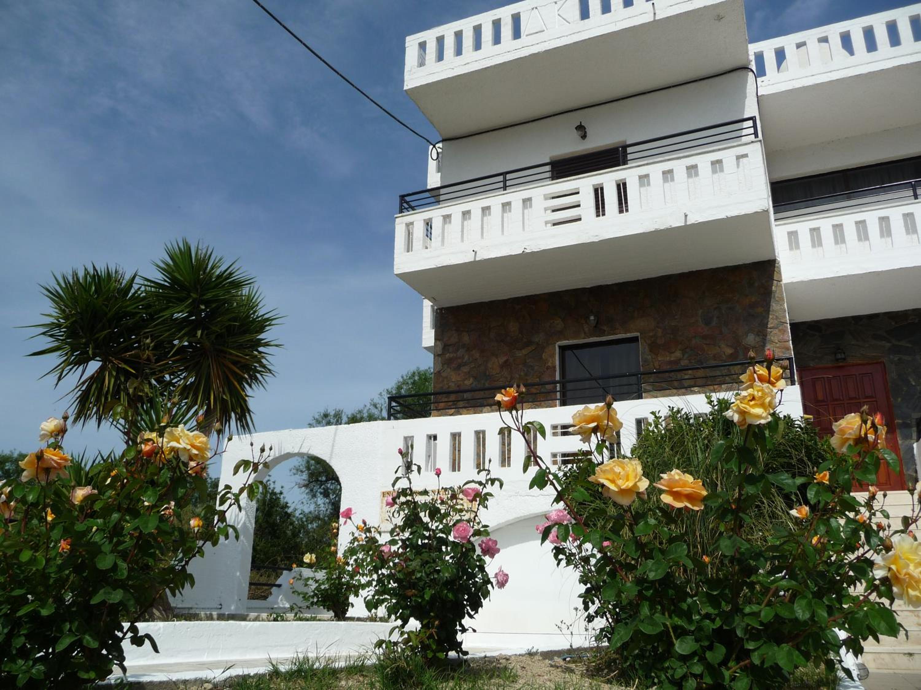Zourpos Studios & Apartments photo 4
