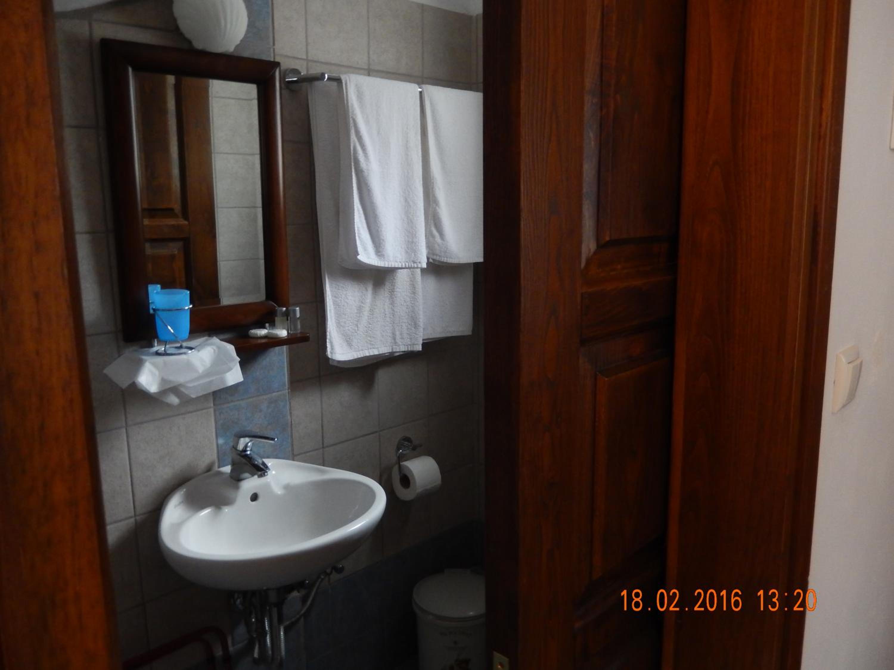 Photo 32