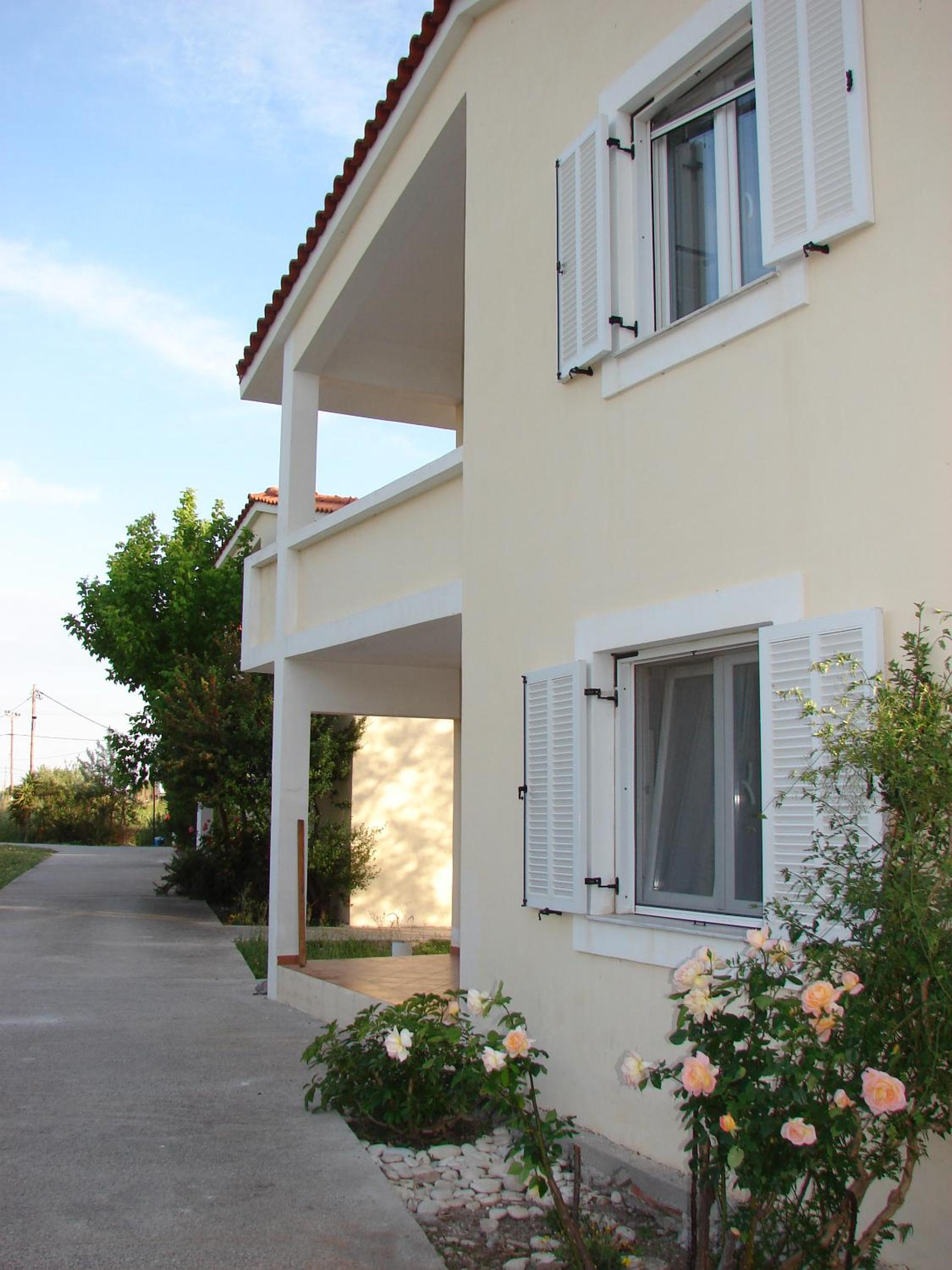 Naftilos Rosmarinus Apartments