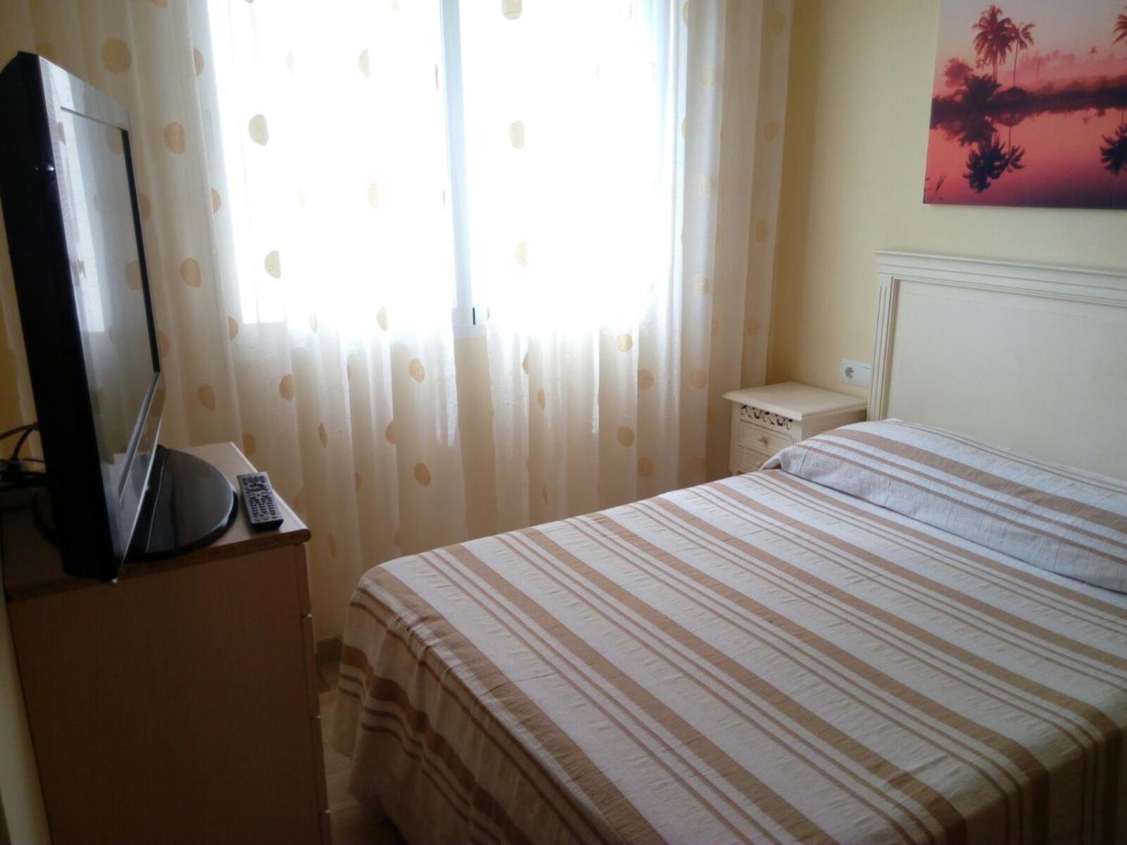 Apartamentos Gandía Universidad 3000