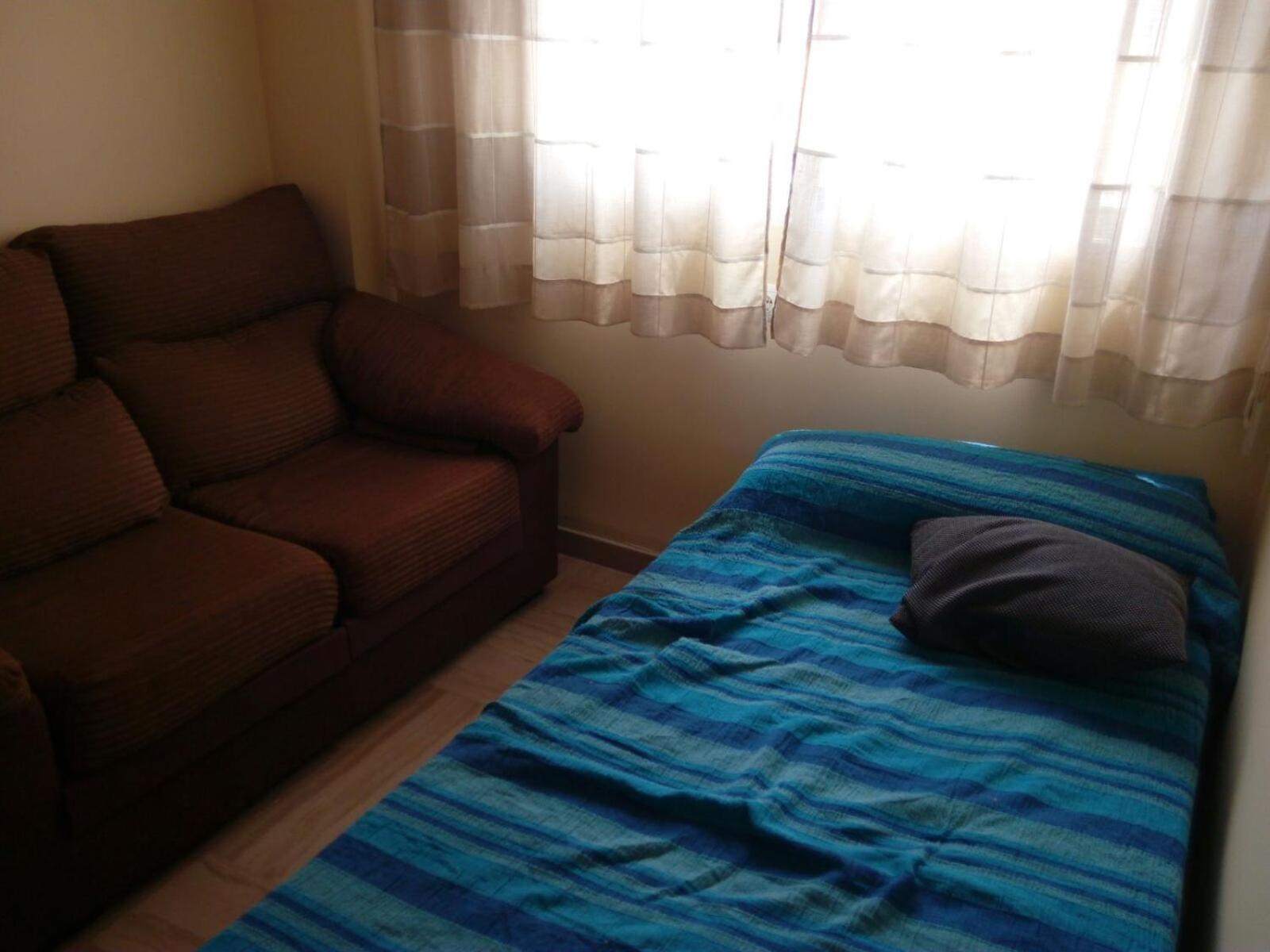 Apartamentos Gandía Universidad 3000