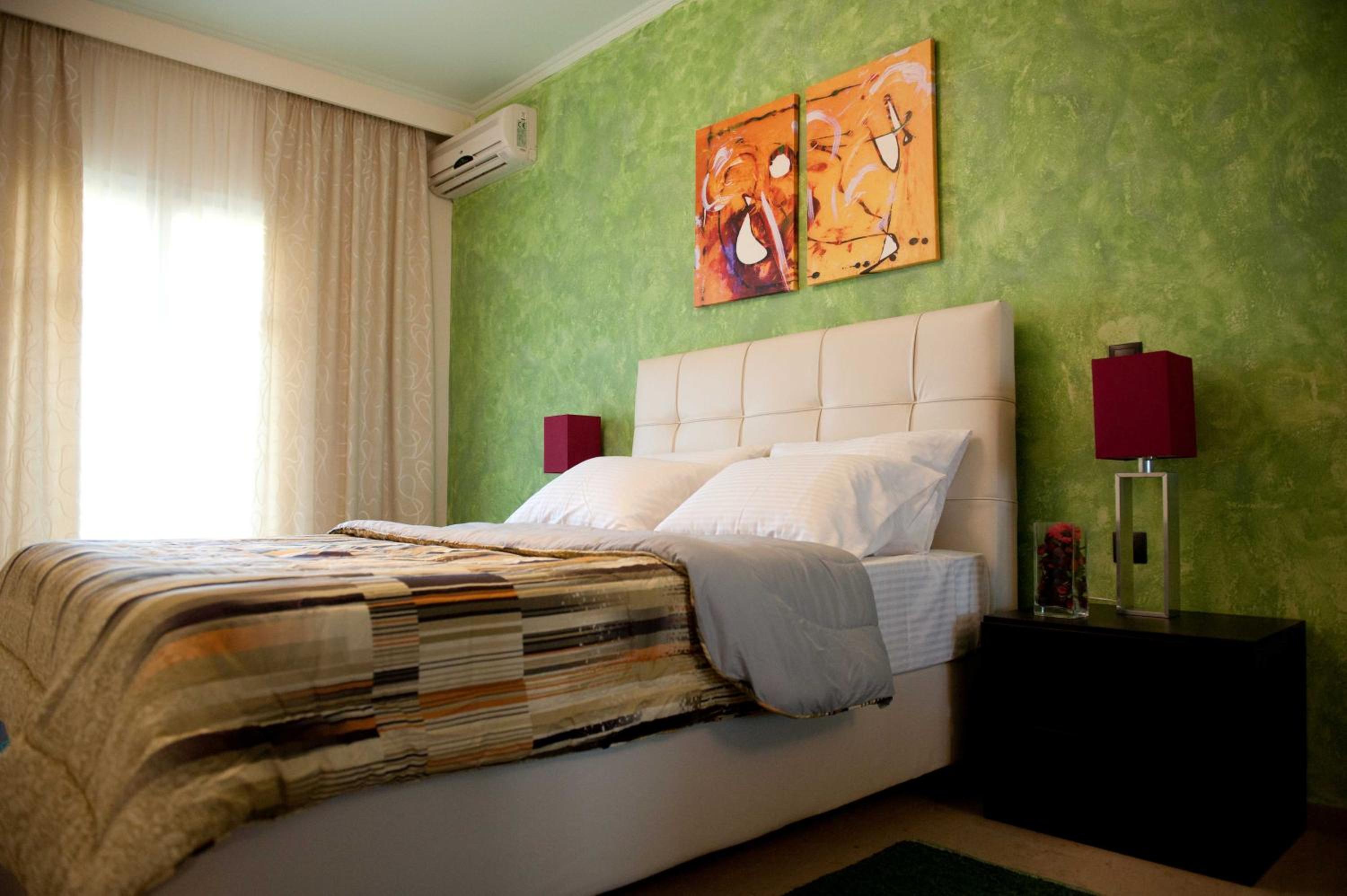 Serenita Apartments