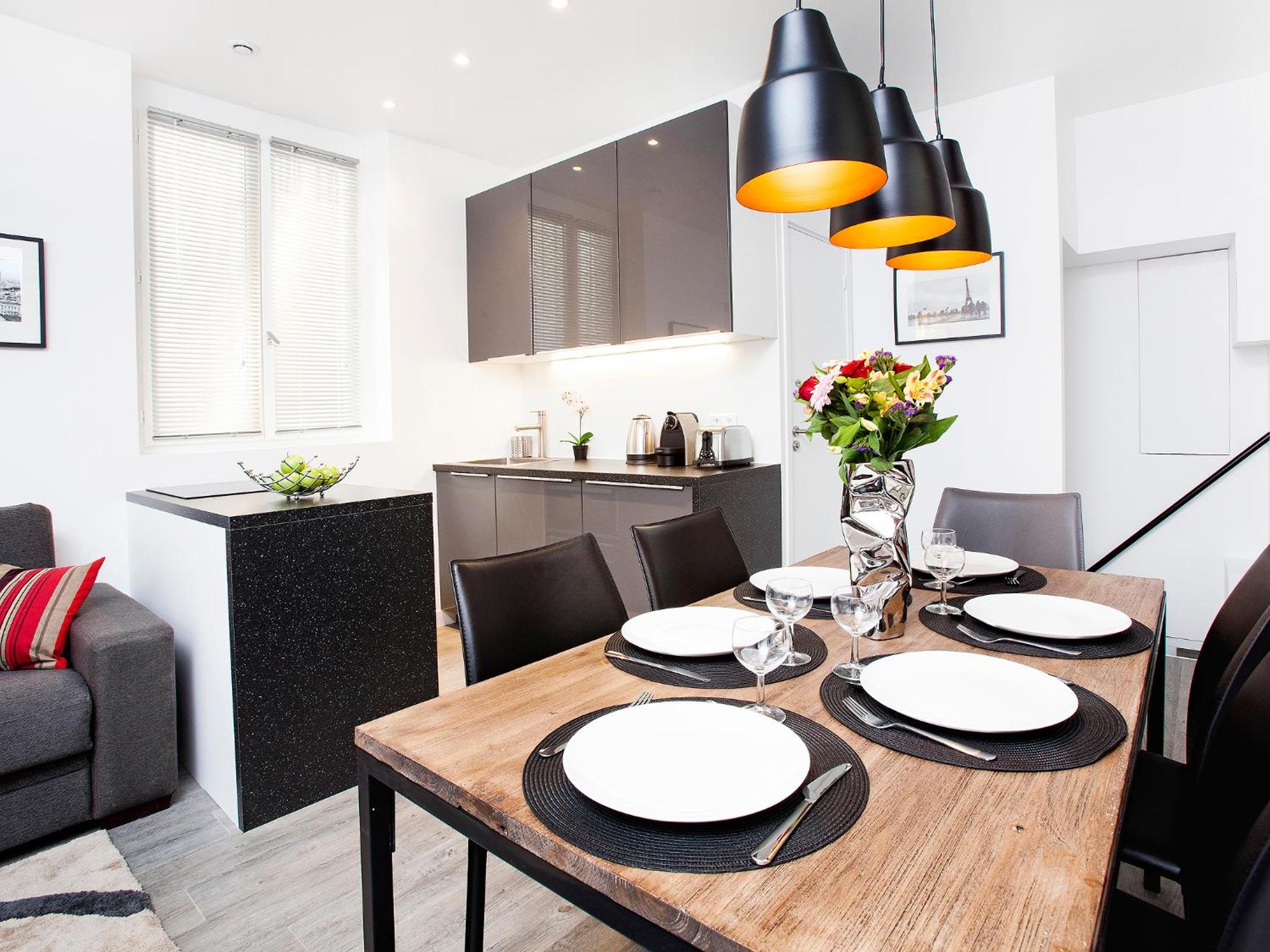 Charming apartment in heart of Paris