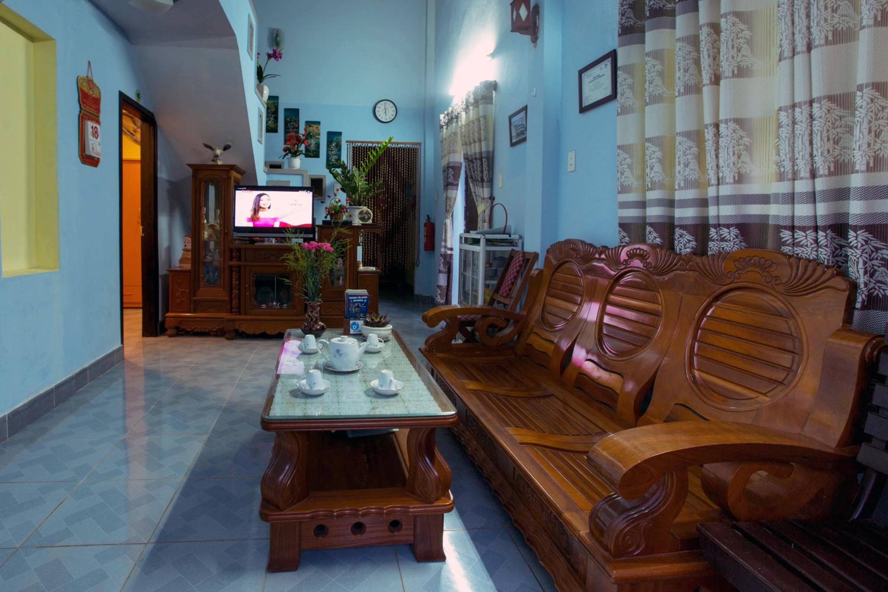 Plum Tree Homestay