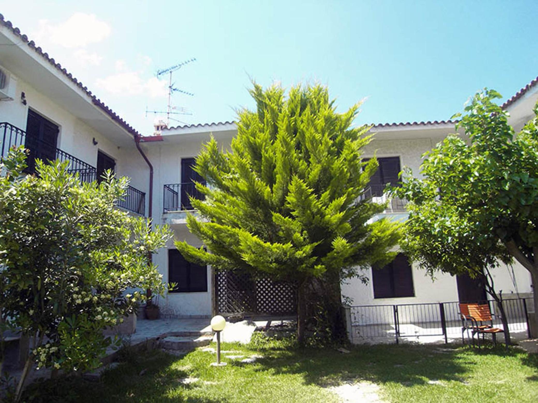 Photo 43