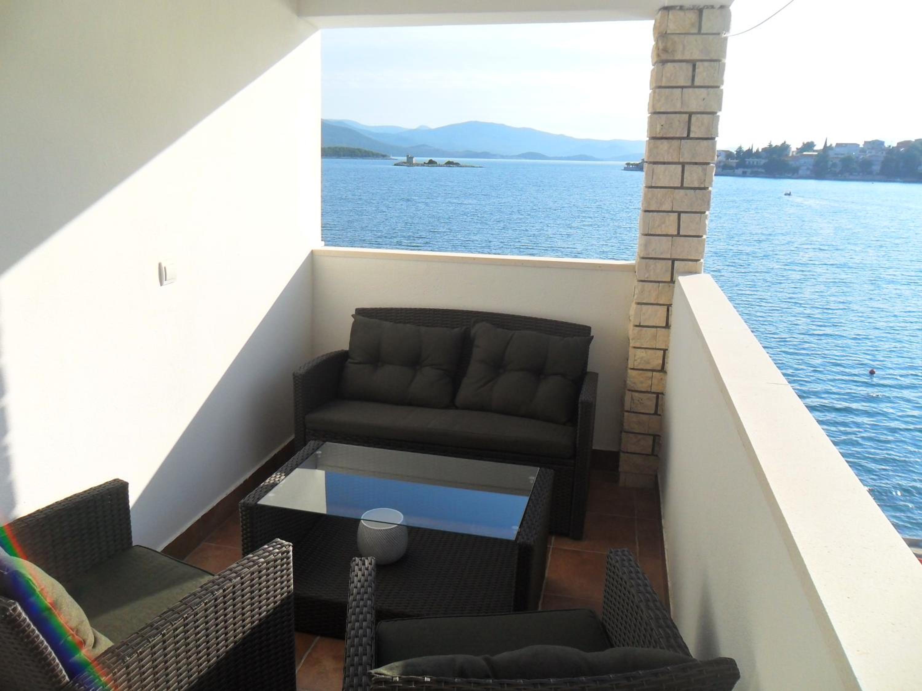 Apartment Ante view 5