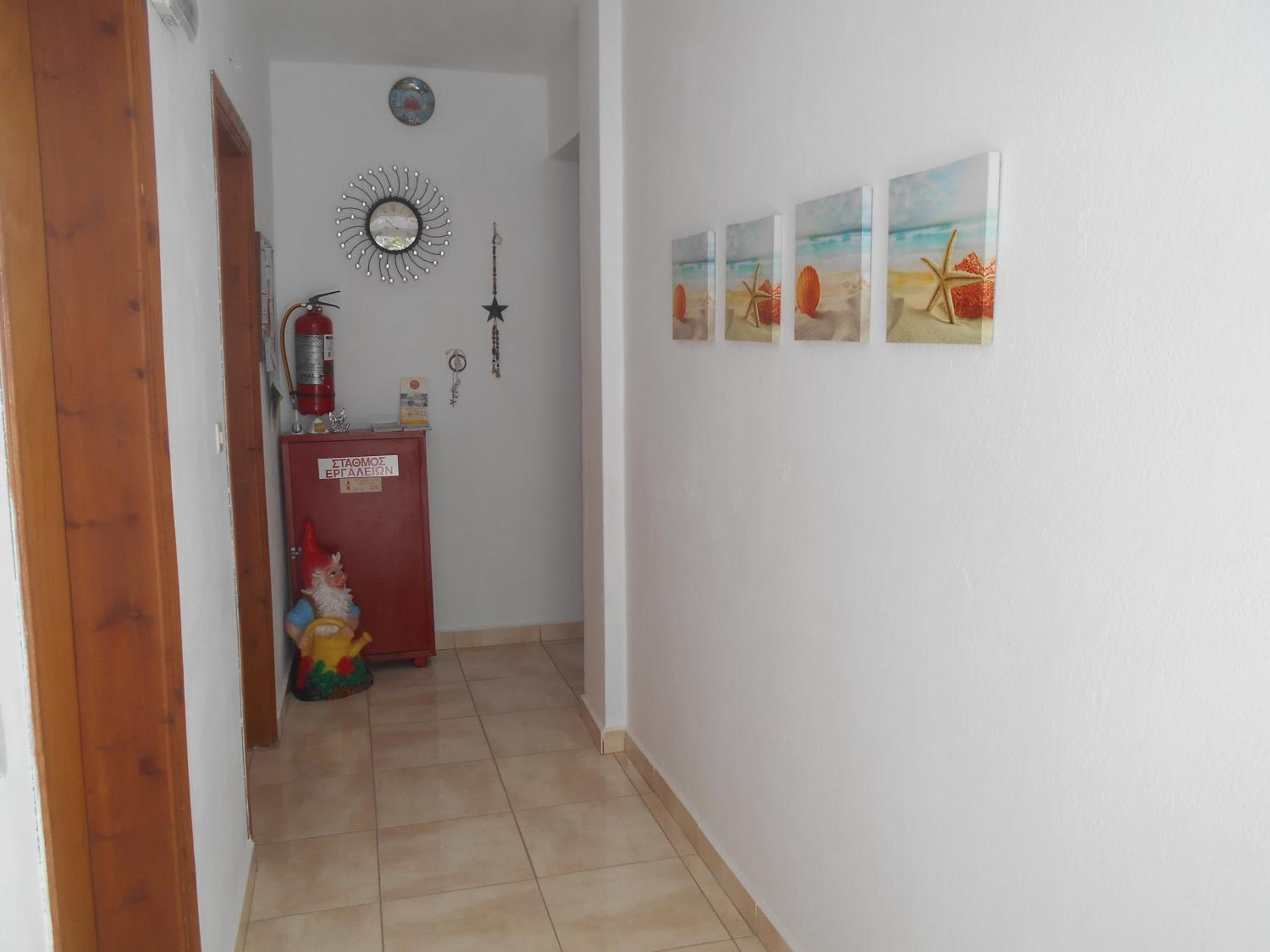 Photo 56