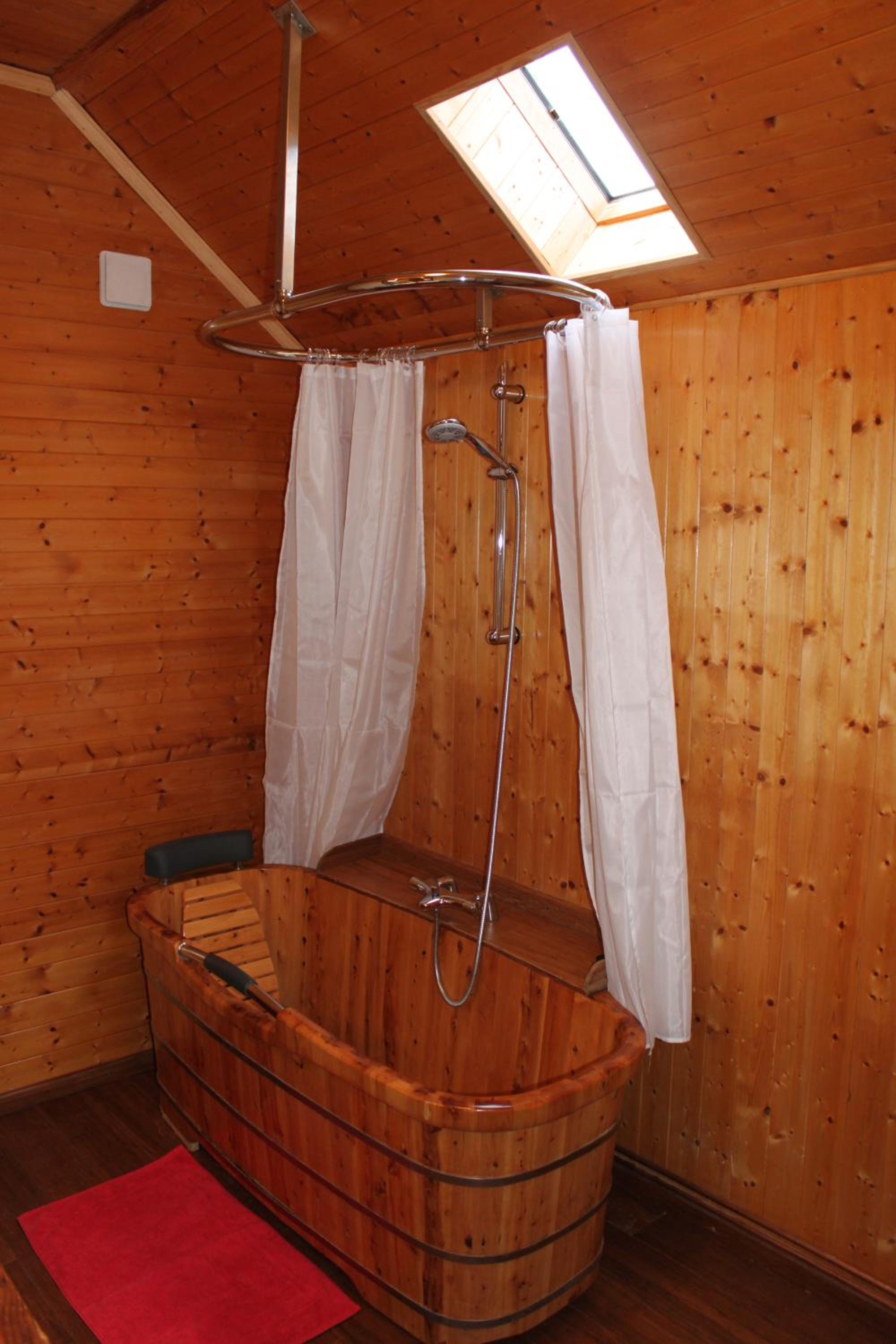 VALRELEY, chambres et table d'hôtes eco-friendly avec bain nordique au sud du massif du Jura