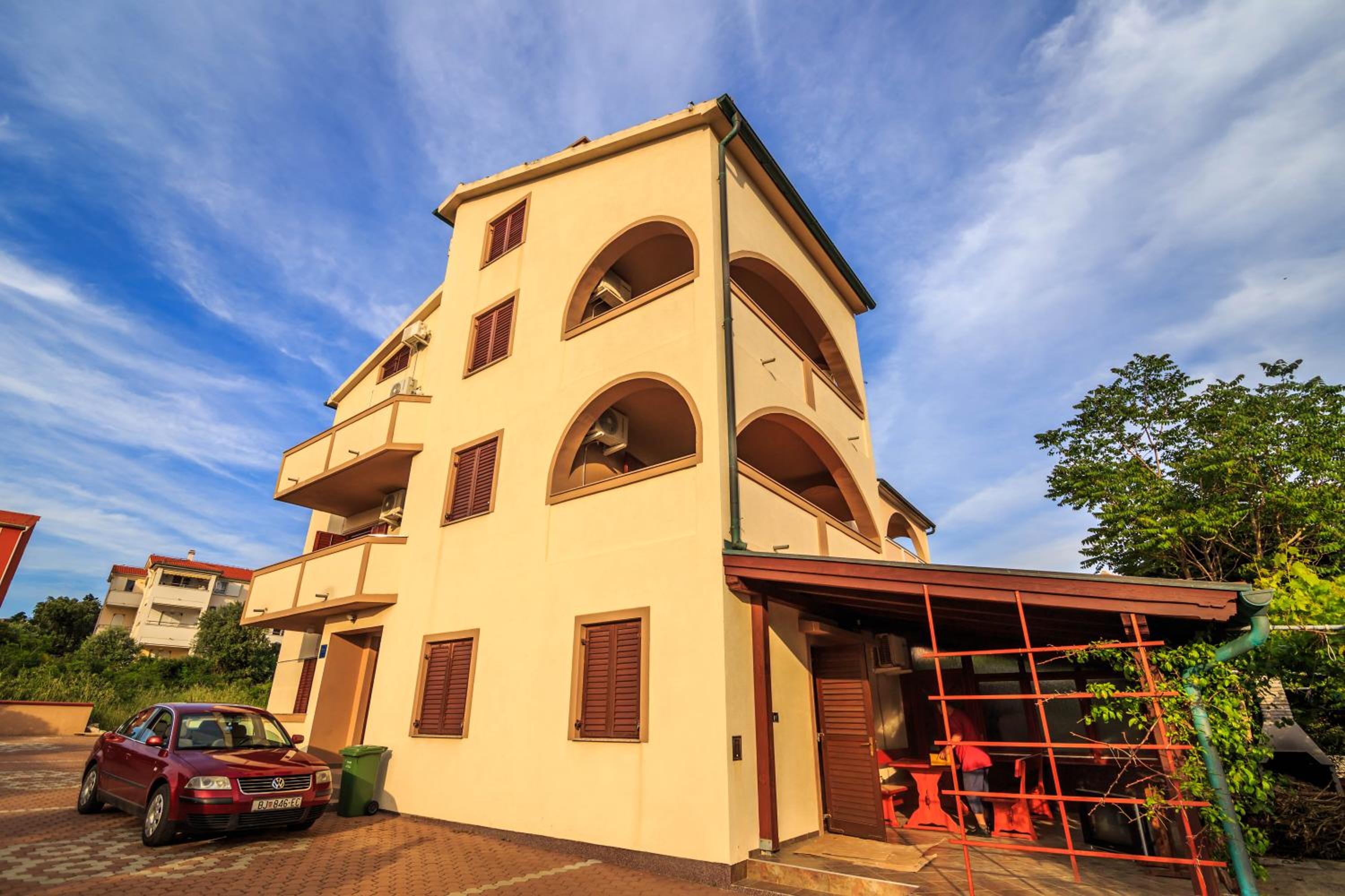Apartments Dario