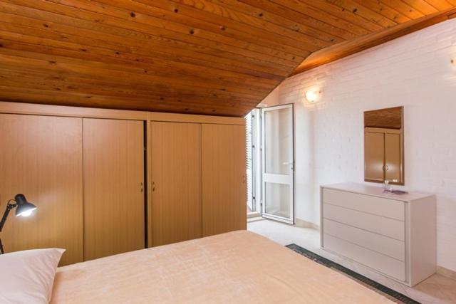 Apartment and Rooms Zora