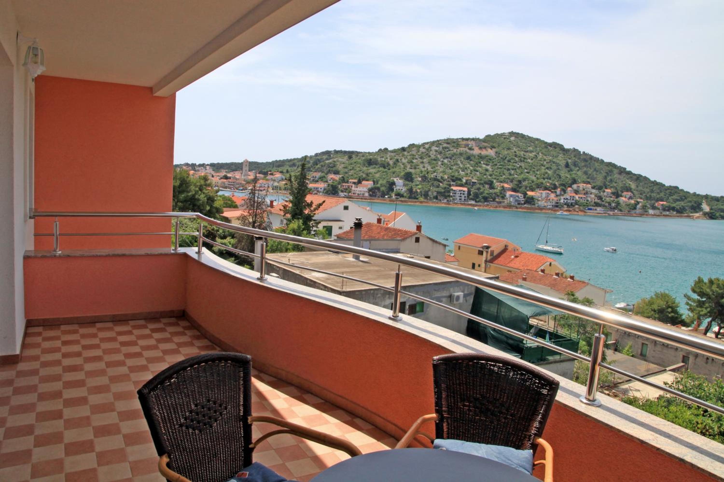 Apartments Hari Tisno view 4