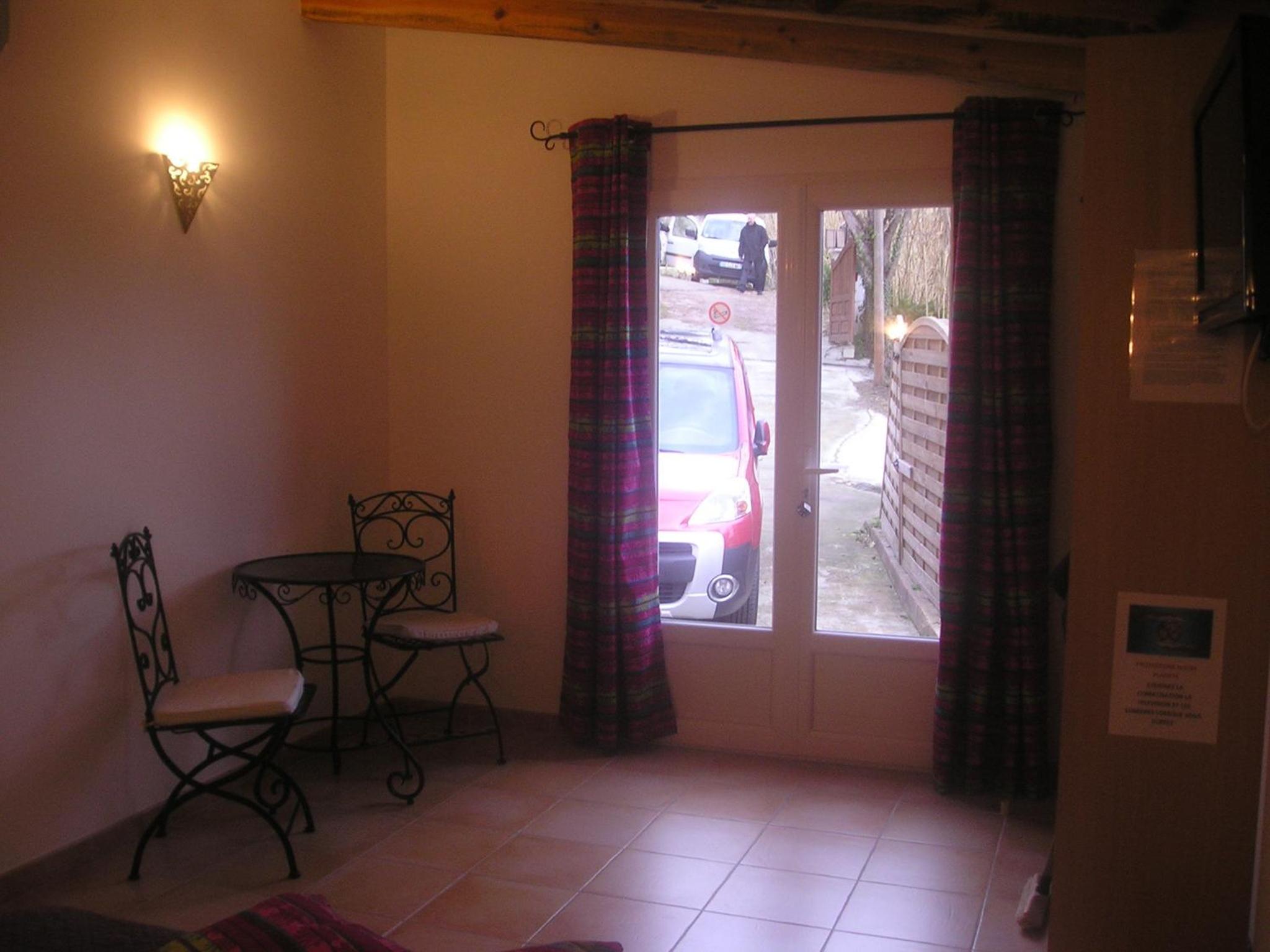 Photo 7
